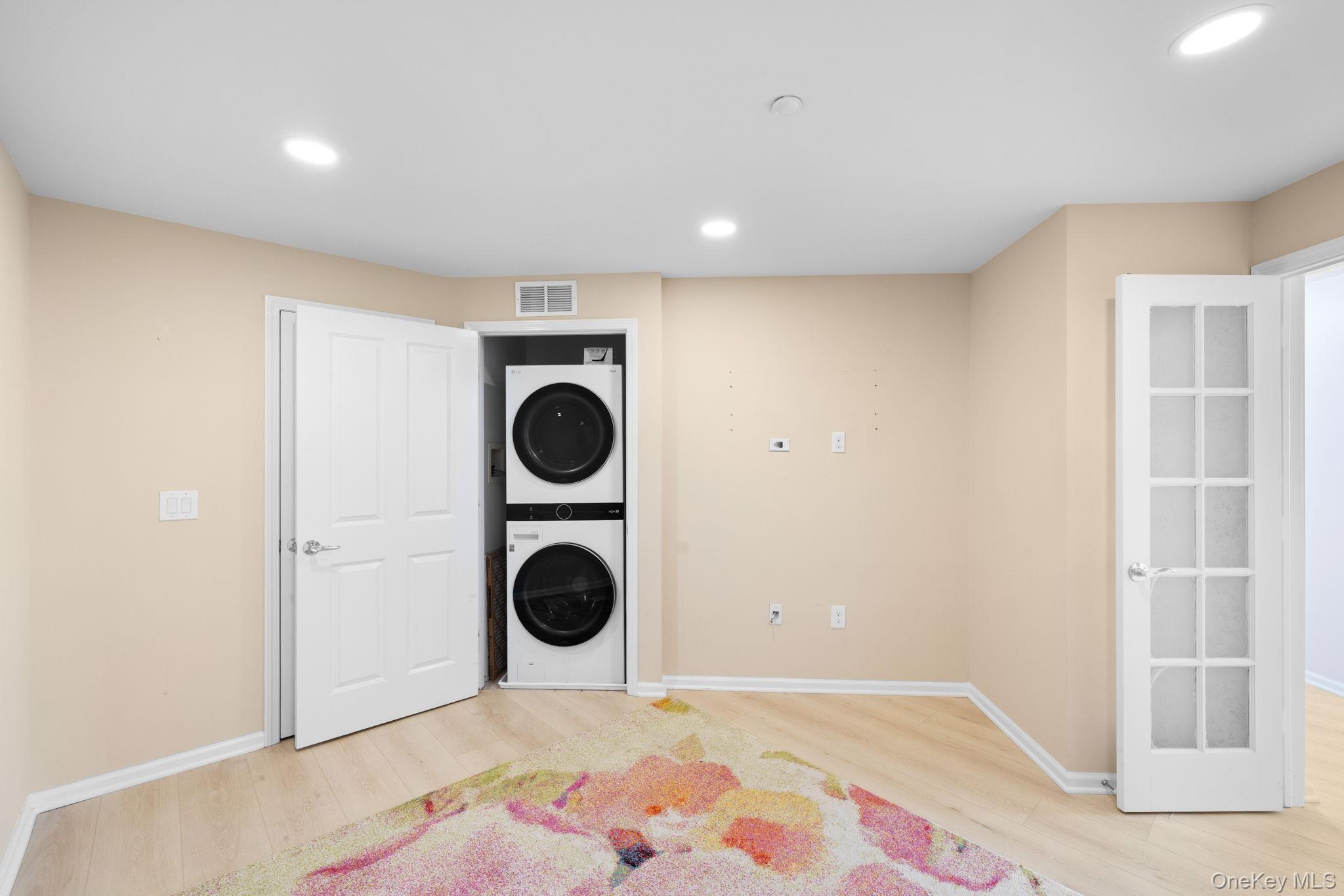 1321 Round Pointe Drive Property Photo 18