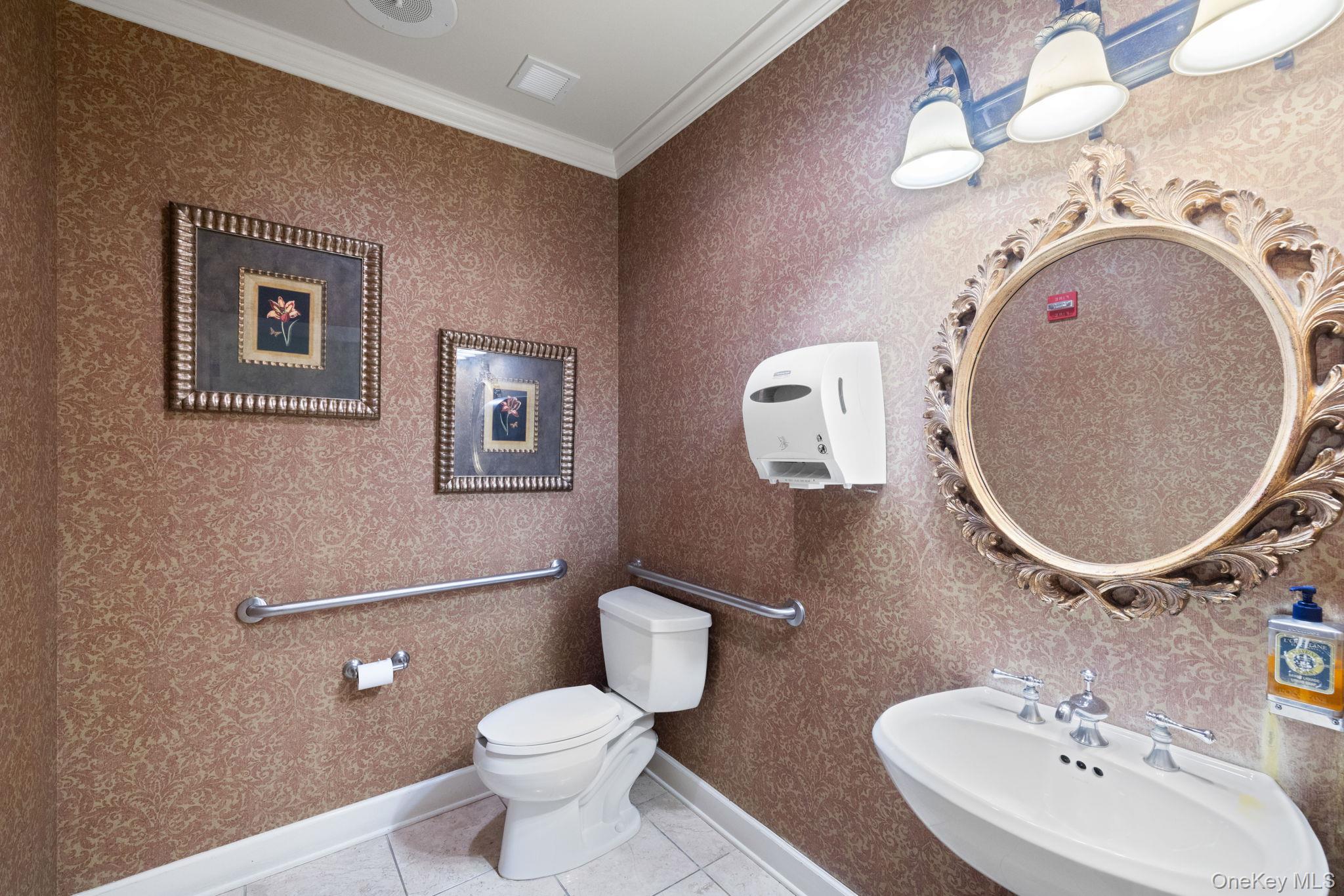 1321 Round Pointe Drive Property Photo 31