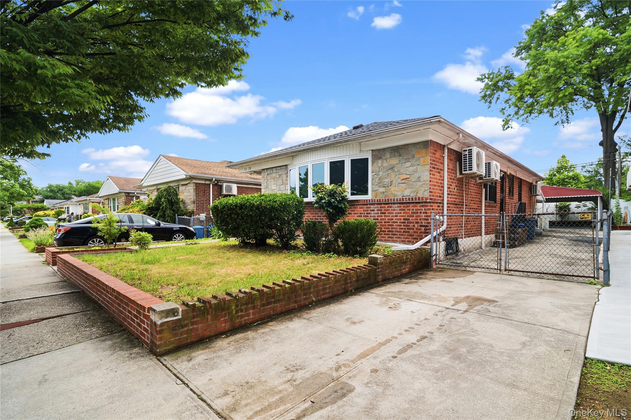 5328 Oceania Street Property Photo 3