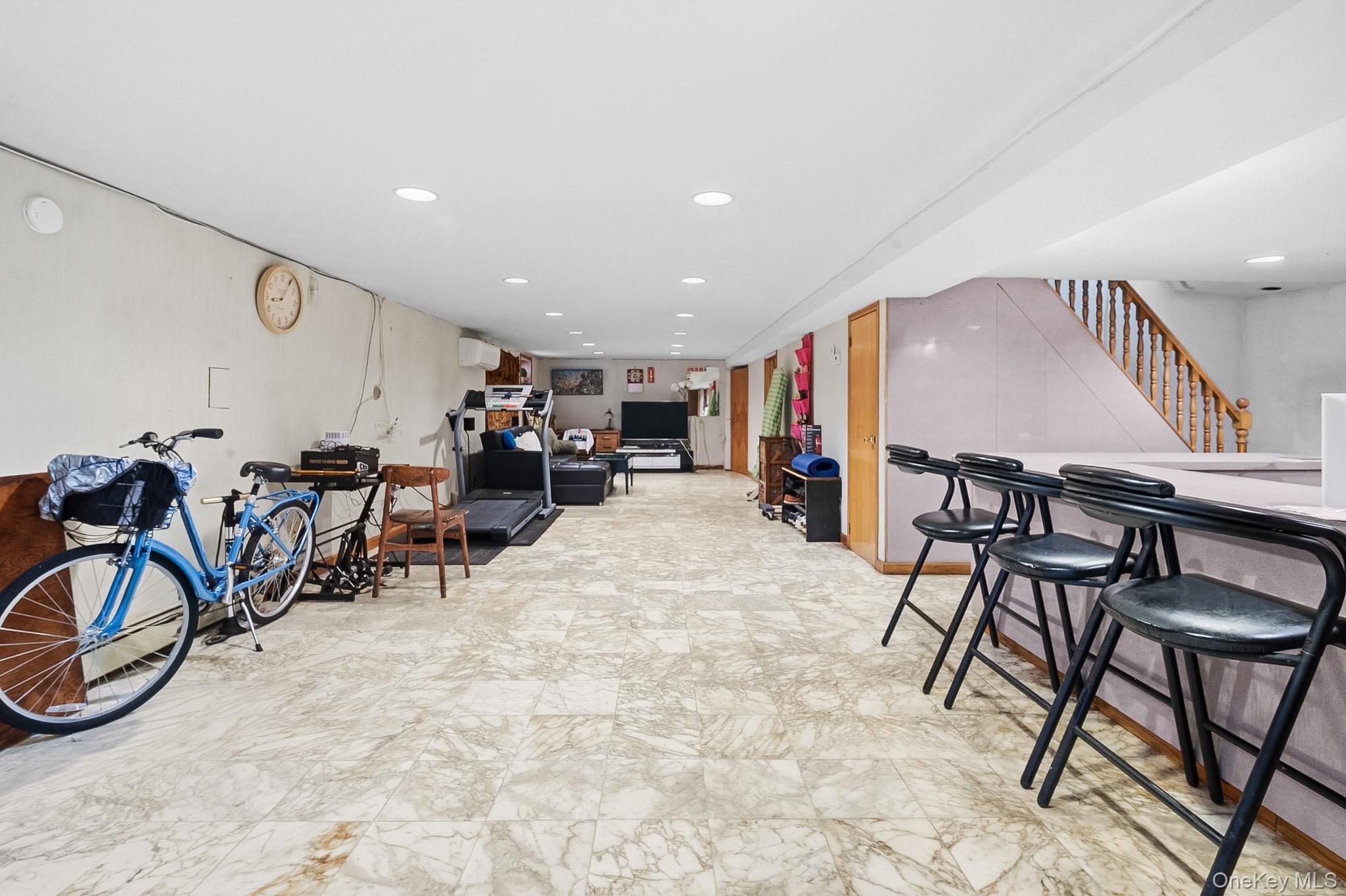 5328 Oceania Street Property Photo 15