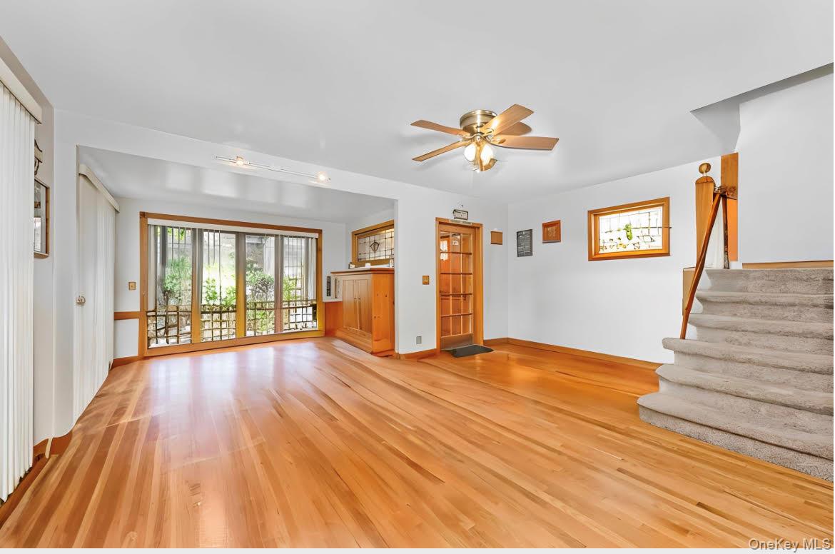 7815 Woodhaven Boulevard Property Photo 2