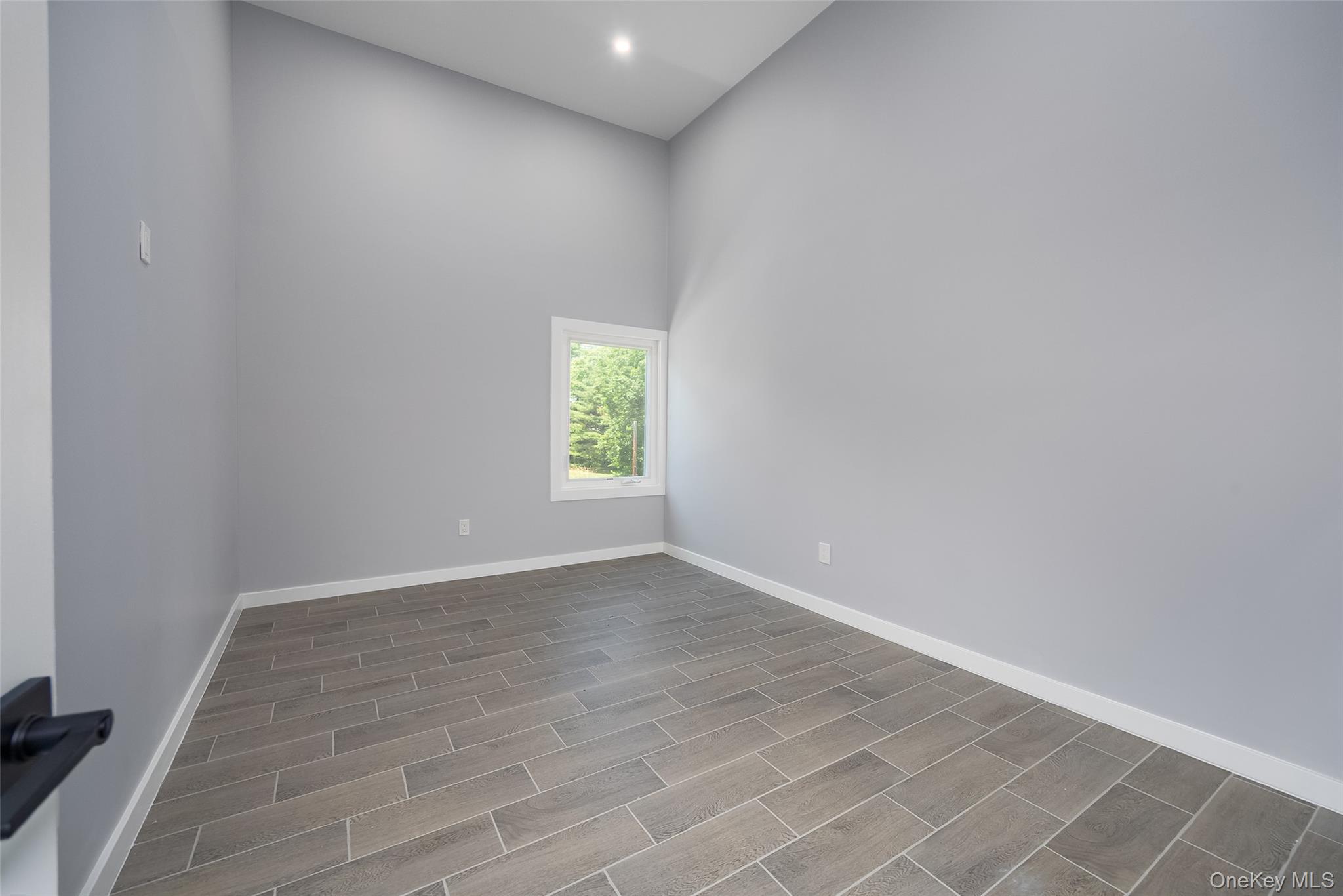 126 Innis Avenue 2-1 Property Photo 7