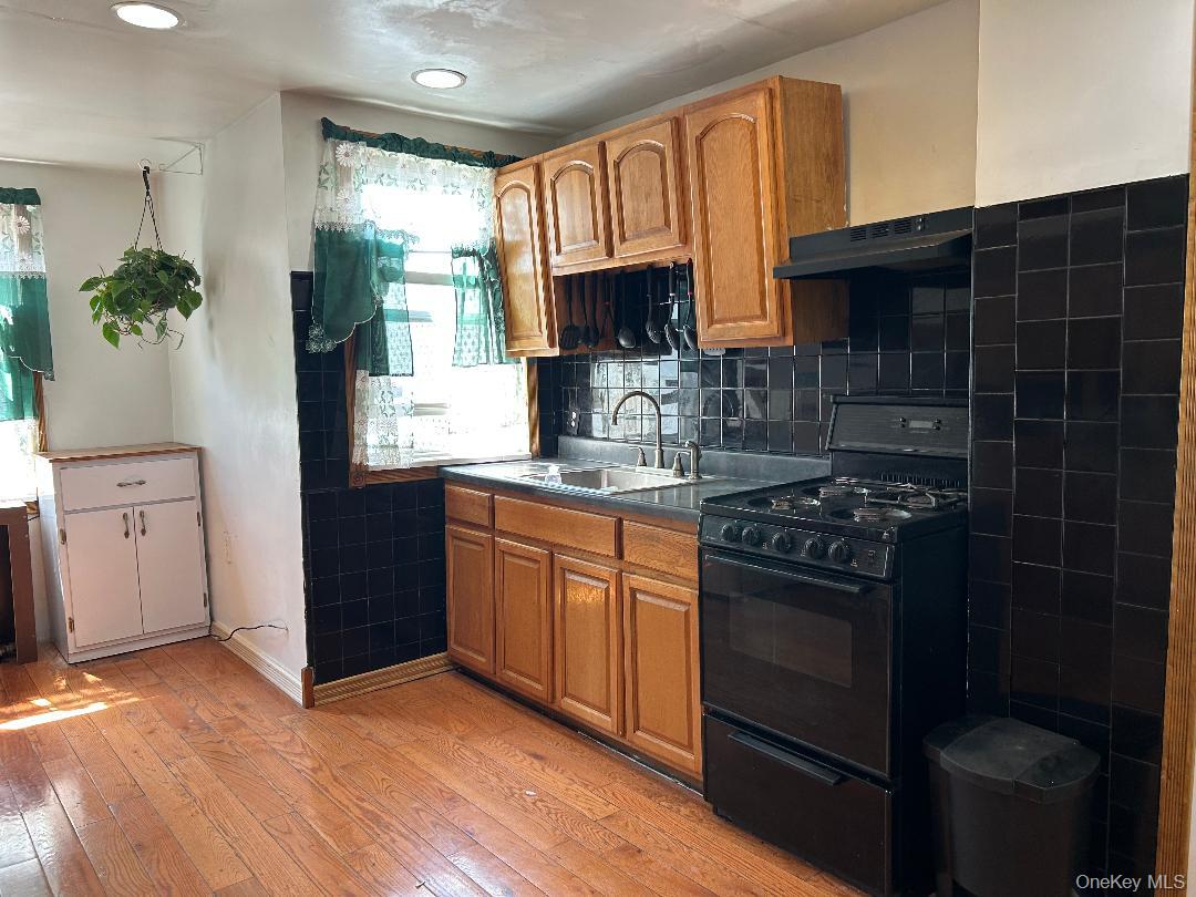 111-58 131st Street Property Photo 2