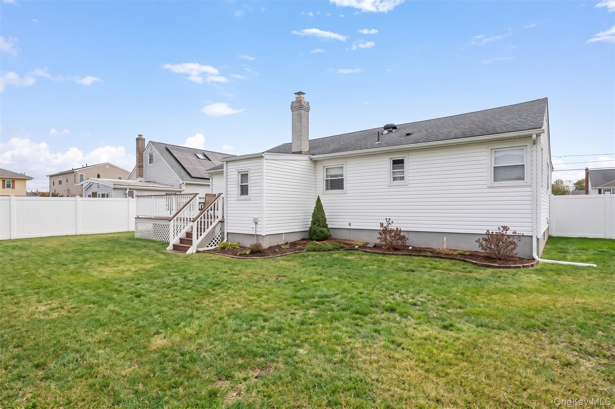 20 E Seacrest Avenue Property Photo 12