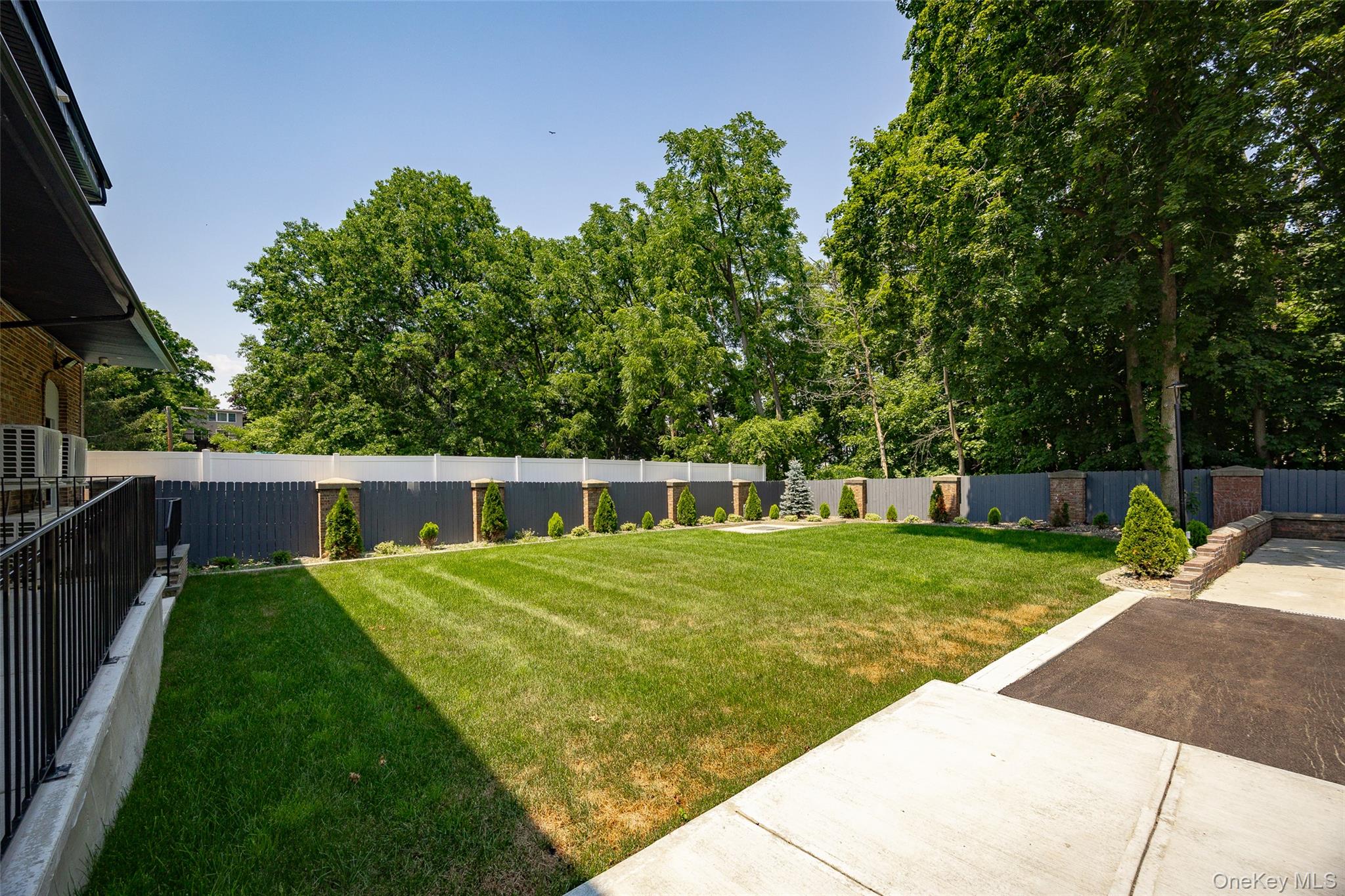126 Innis Avenue 2-4 Property Photo 11
