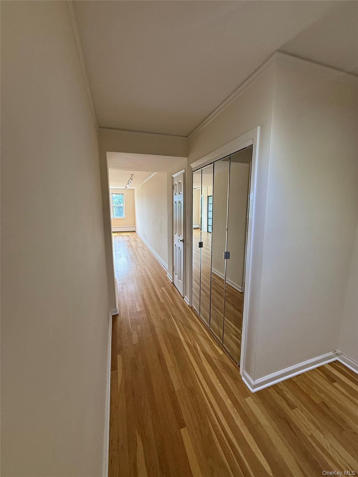 120 Hartsdale E Avenue 7f Property Photo 8