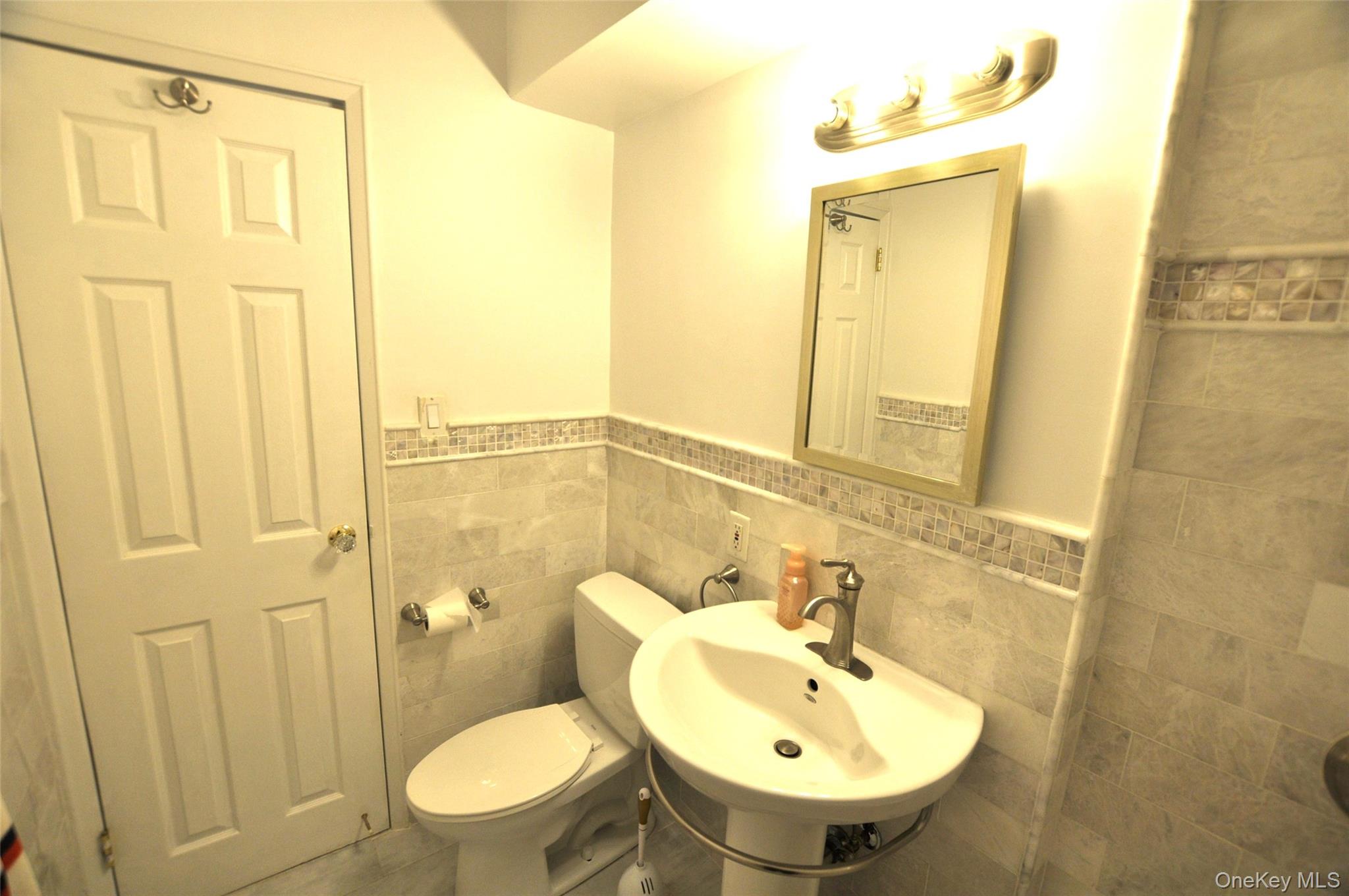 120 Hartsdale E Avenue 7f Property Photo 18