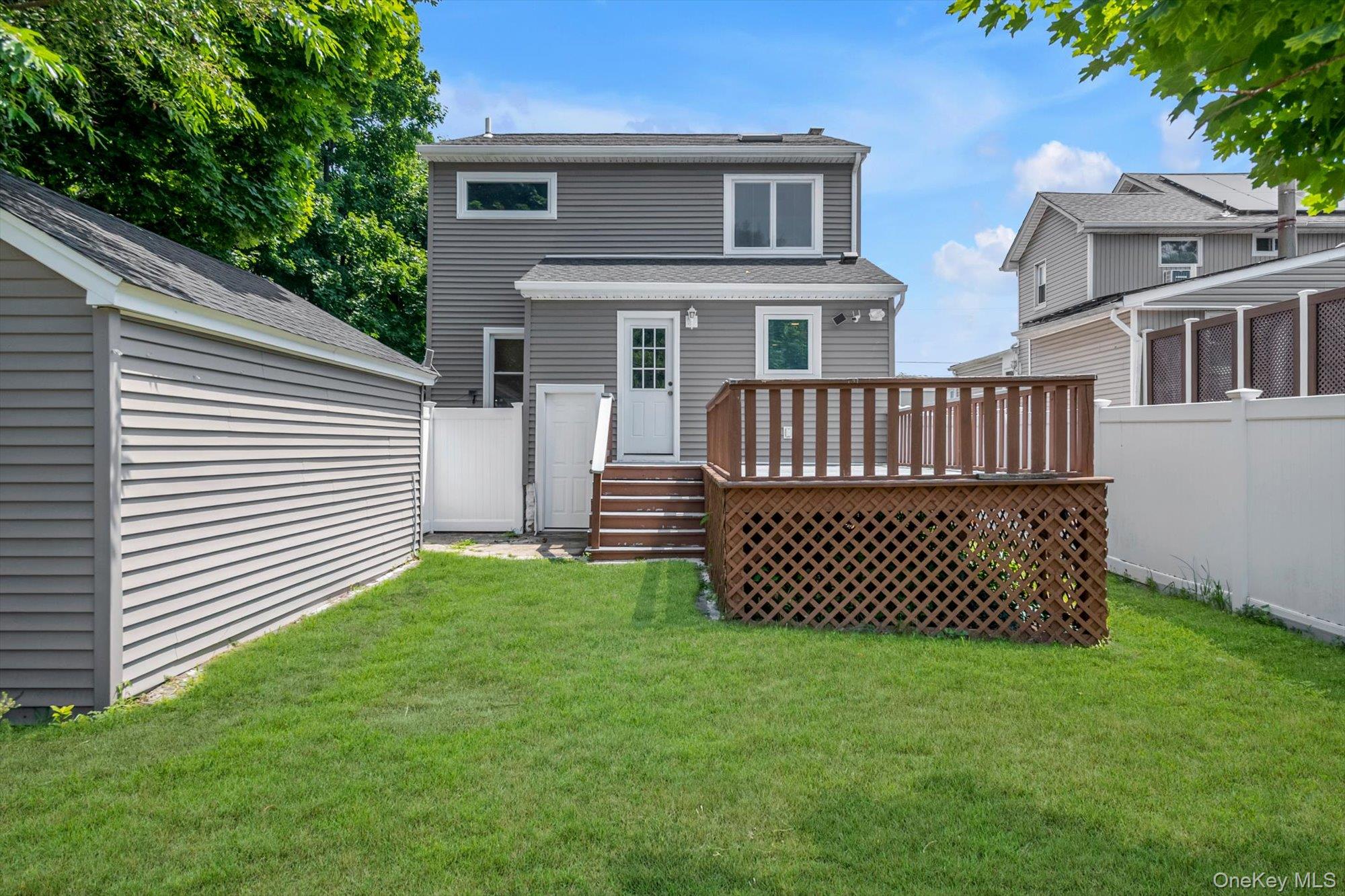 498 Farmers Avenue Property Photo 19