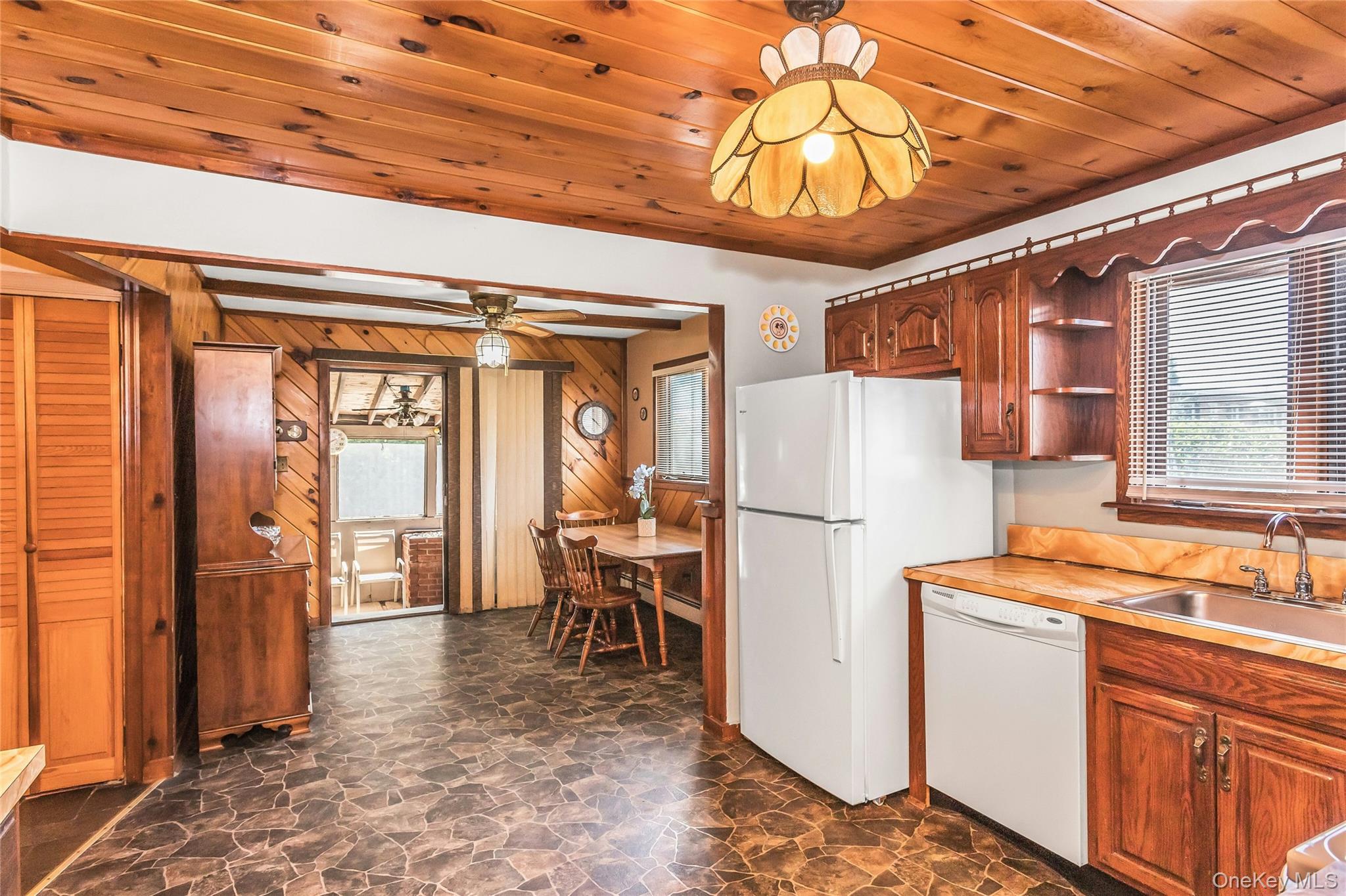 9 Kays Court Property Photo 8