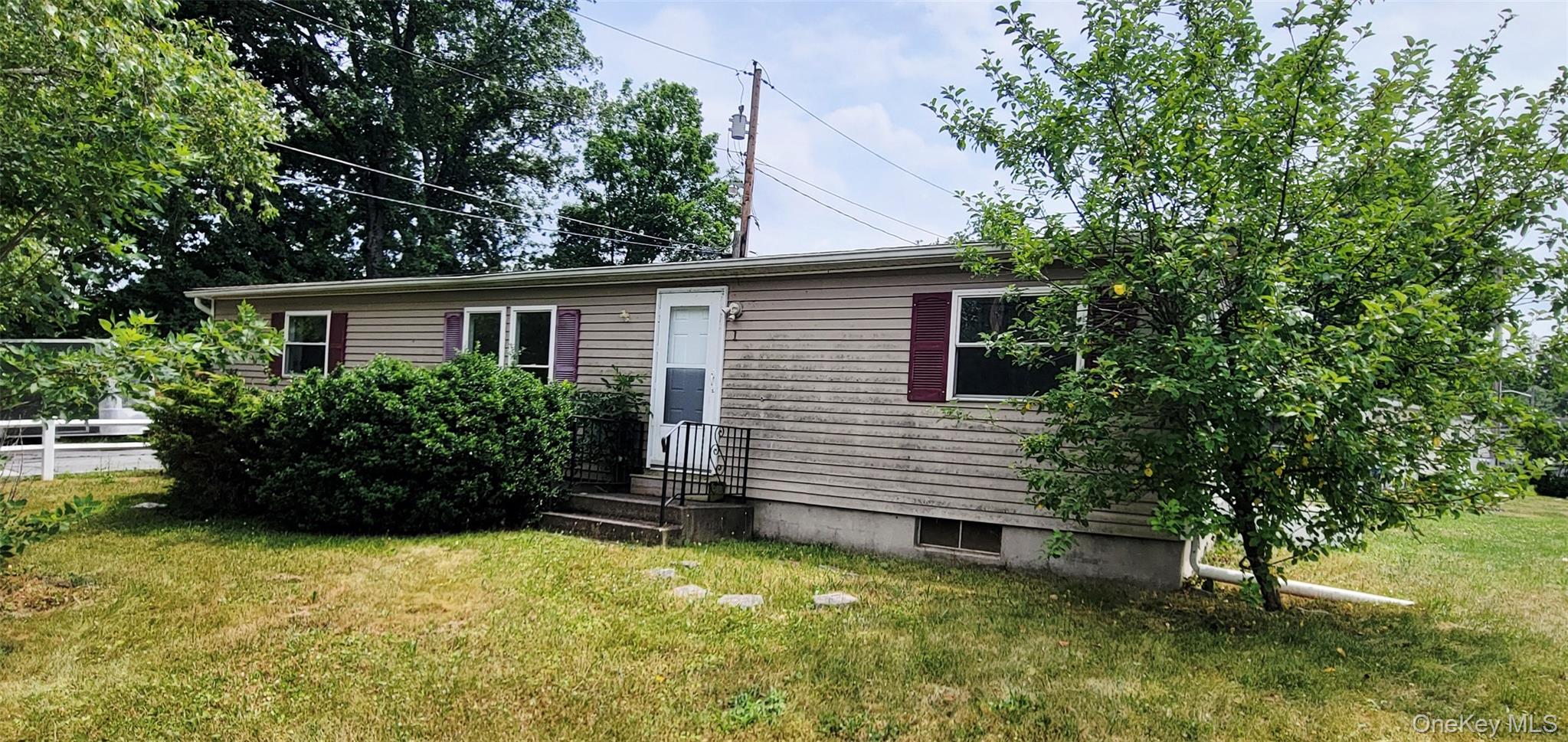 2607 State Route 17k #1 Property Photo 1