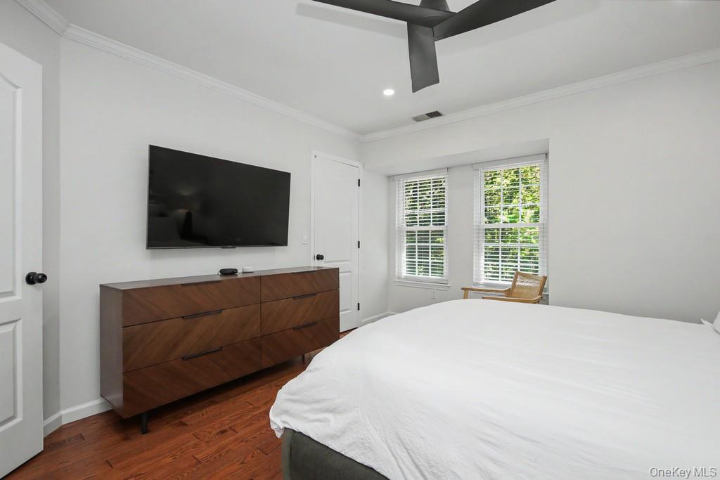 101 Elmcrest Drive Property Photo 22