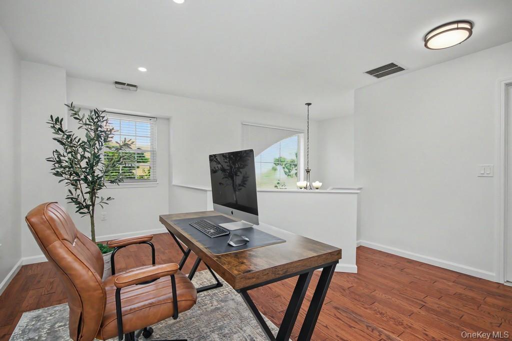 101 Elmcrest Drive Property Photo 27