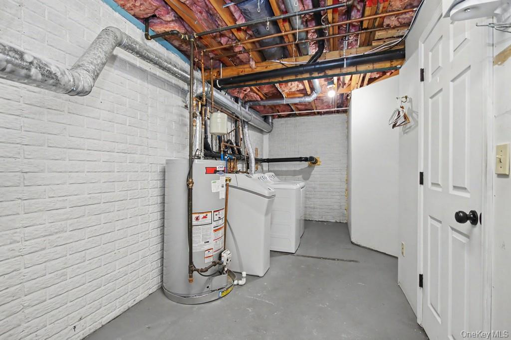 101 Elmcrest Drive Property Photo 32