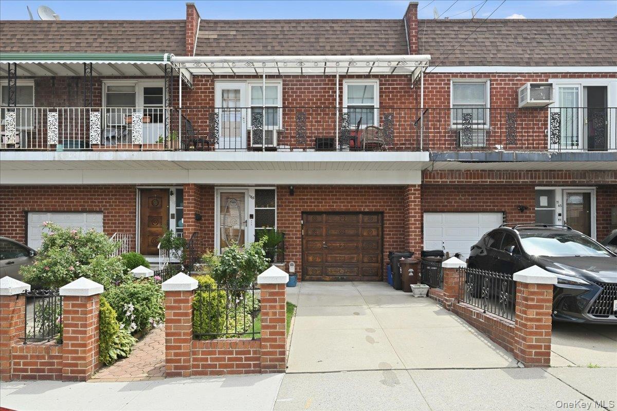 11-63 129th Street Property Photo 1