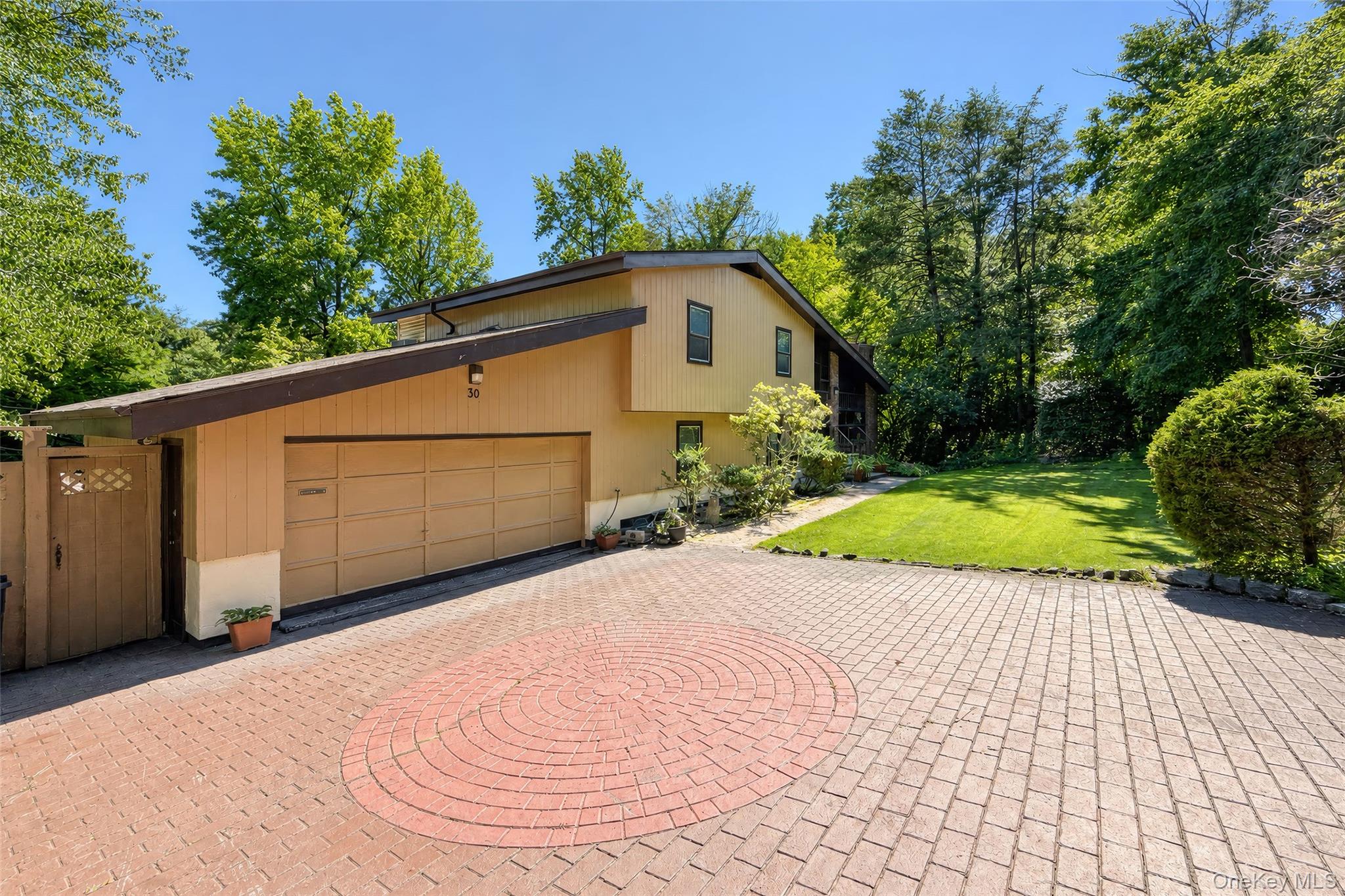 30 Dalewood Drive Property Photo 4
