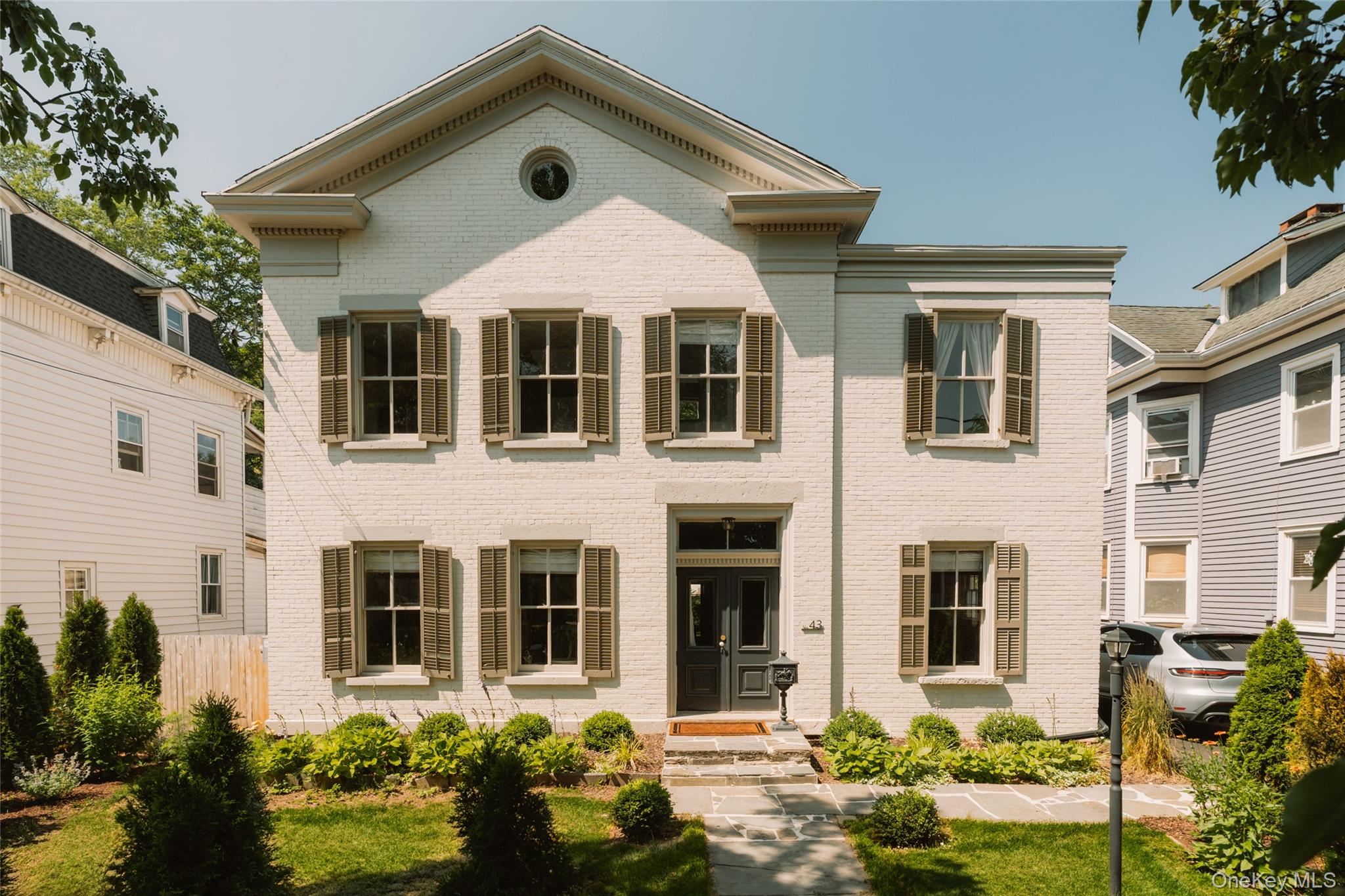 43 Green Street Property Photo 1