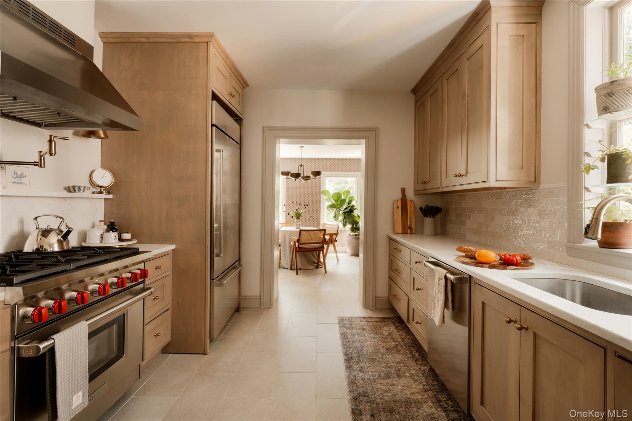 43 Green Street Property Photo 9