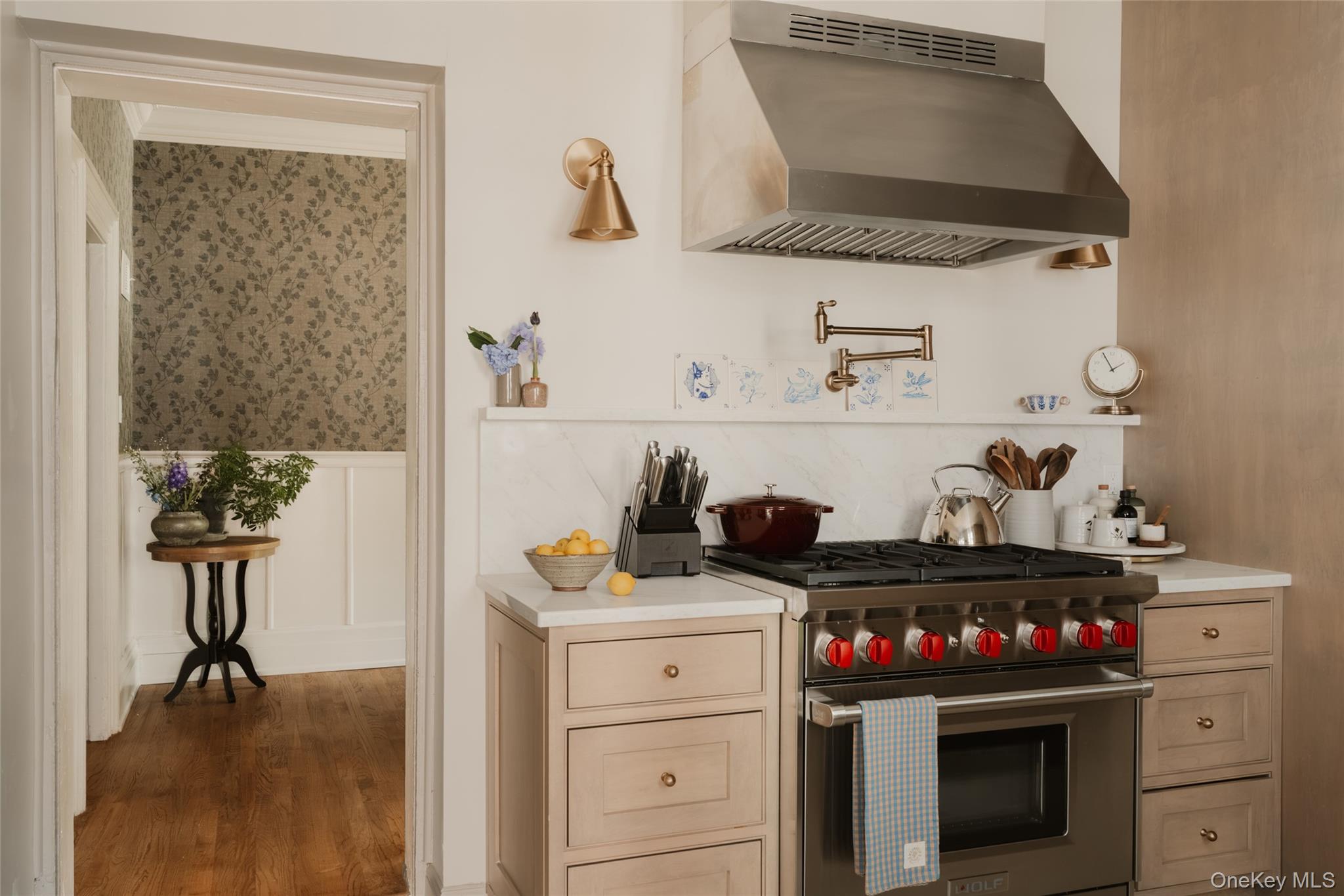 43 Green Street Property Photo 10