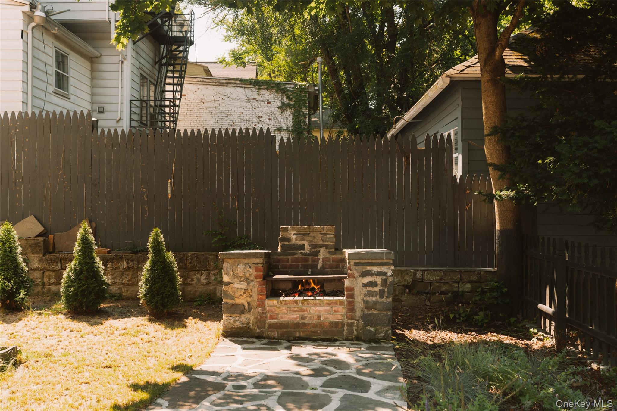 43 Green Street Property Photo 40