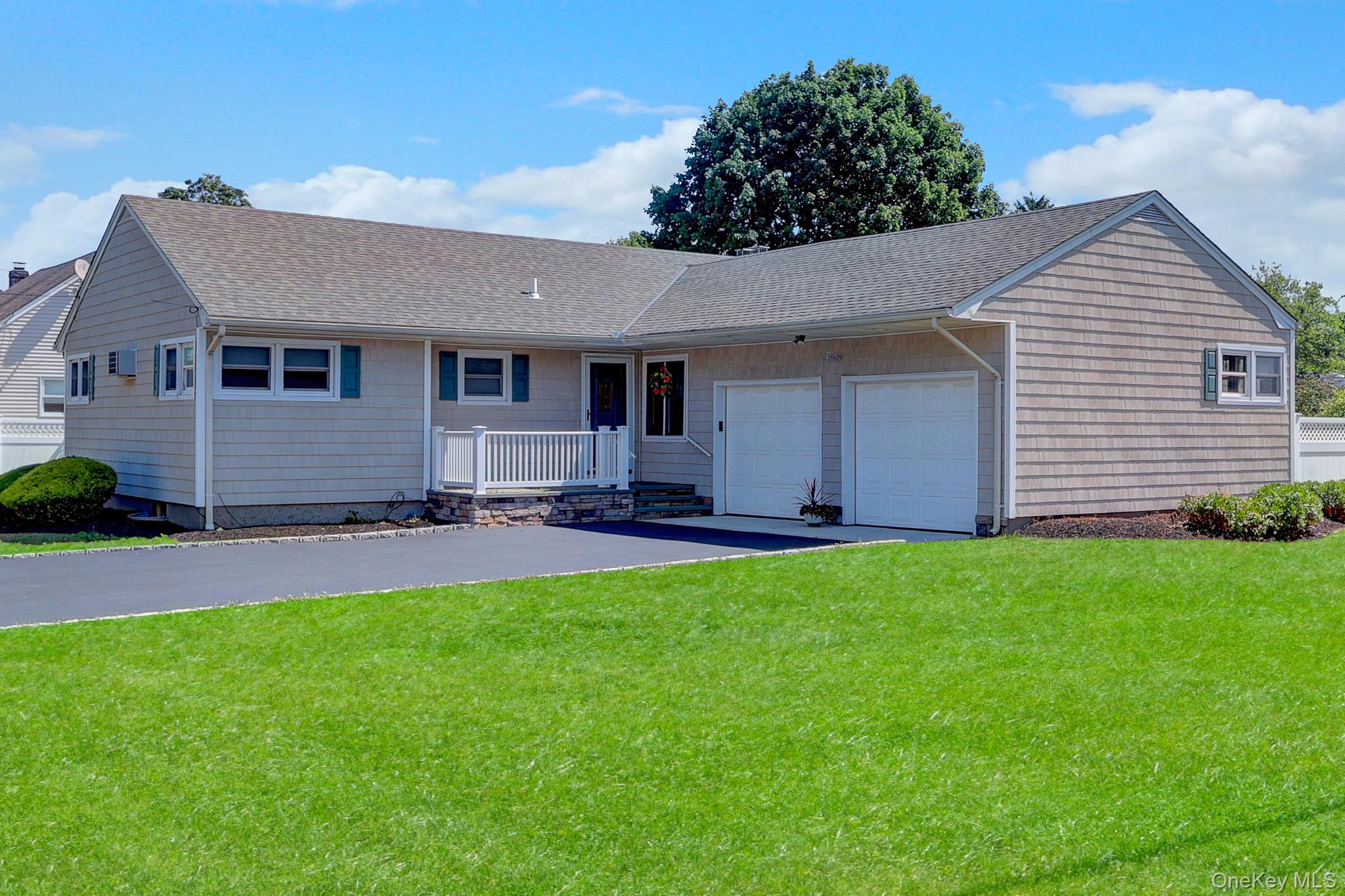 12 Bainbridge Avenue Property Photo 4