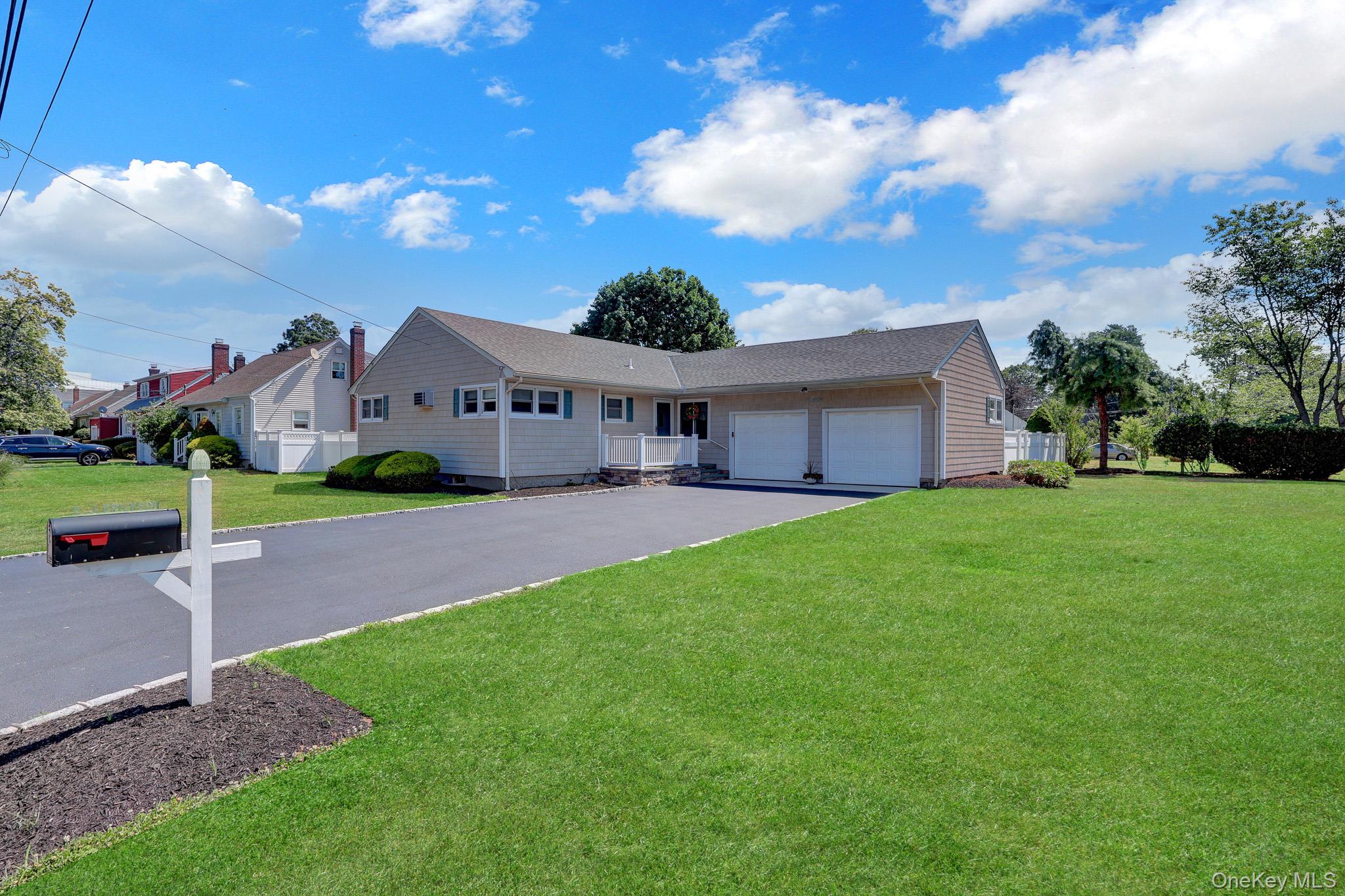 12 Bainbridge Avenue Property Photo 7