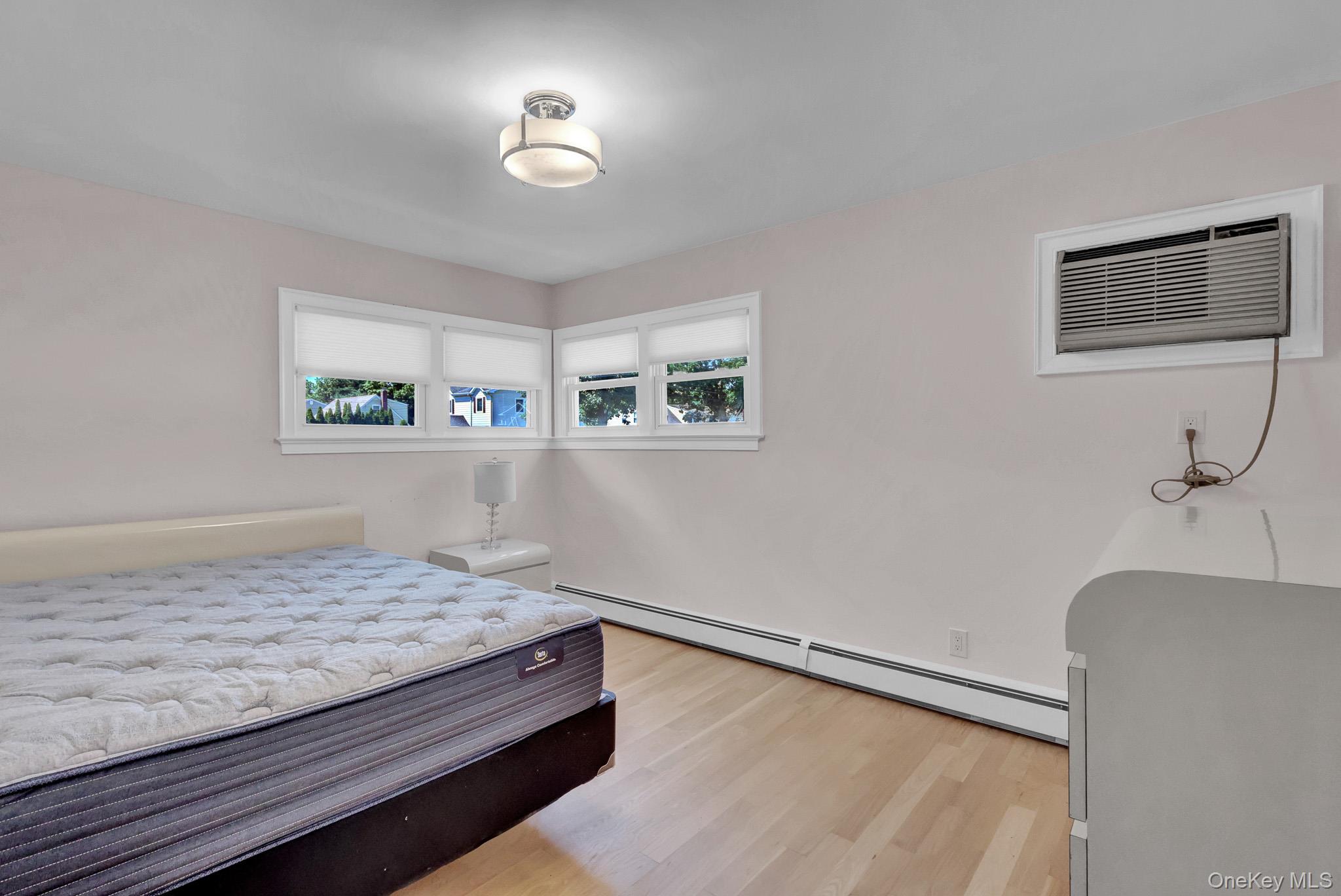 12 Bainbridge Avenue Property Photo 27