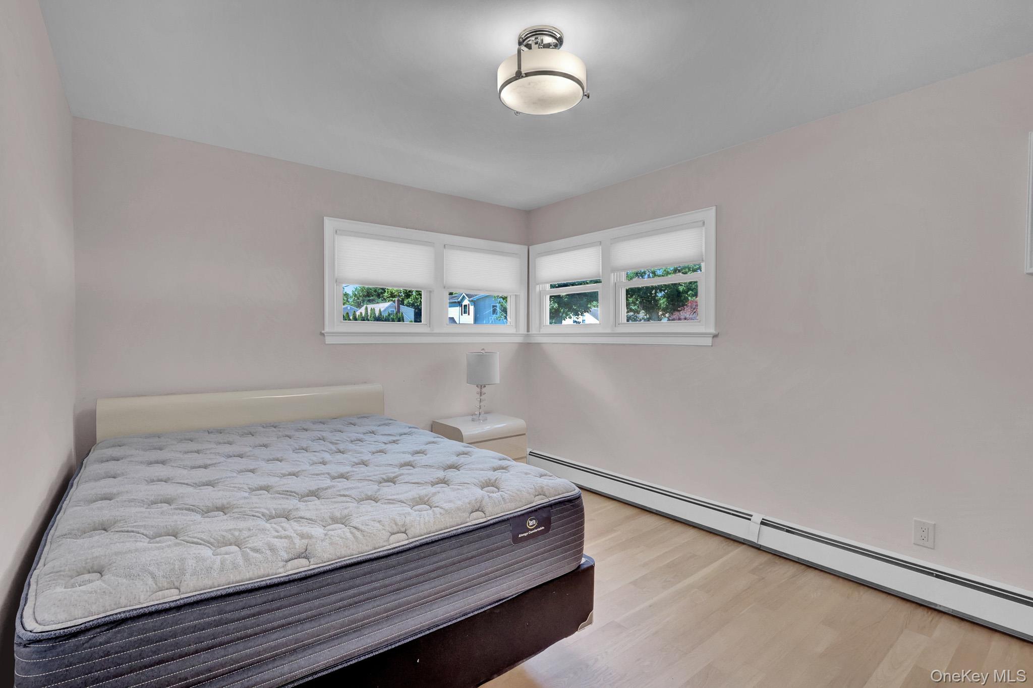 12 Bainbridge Avenue Property Photo 28