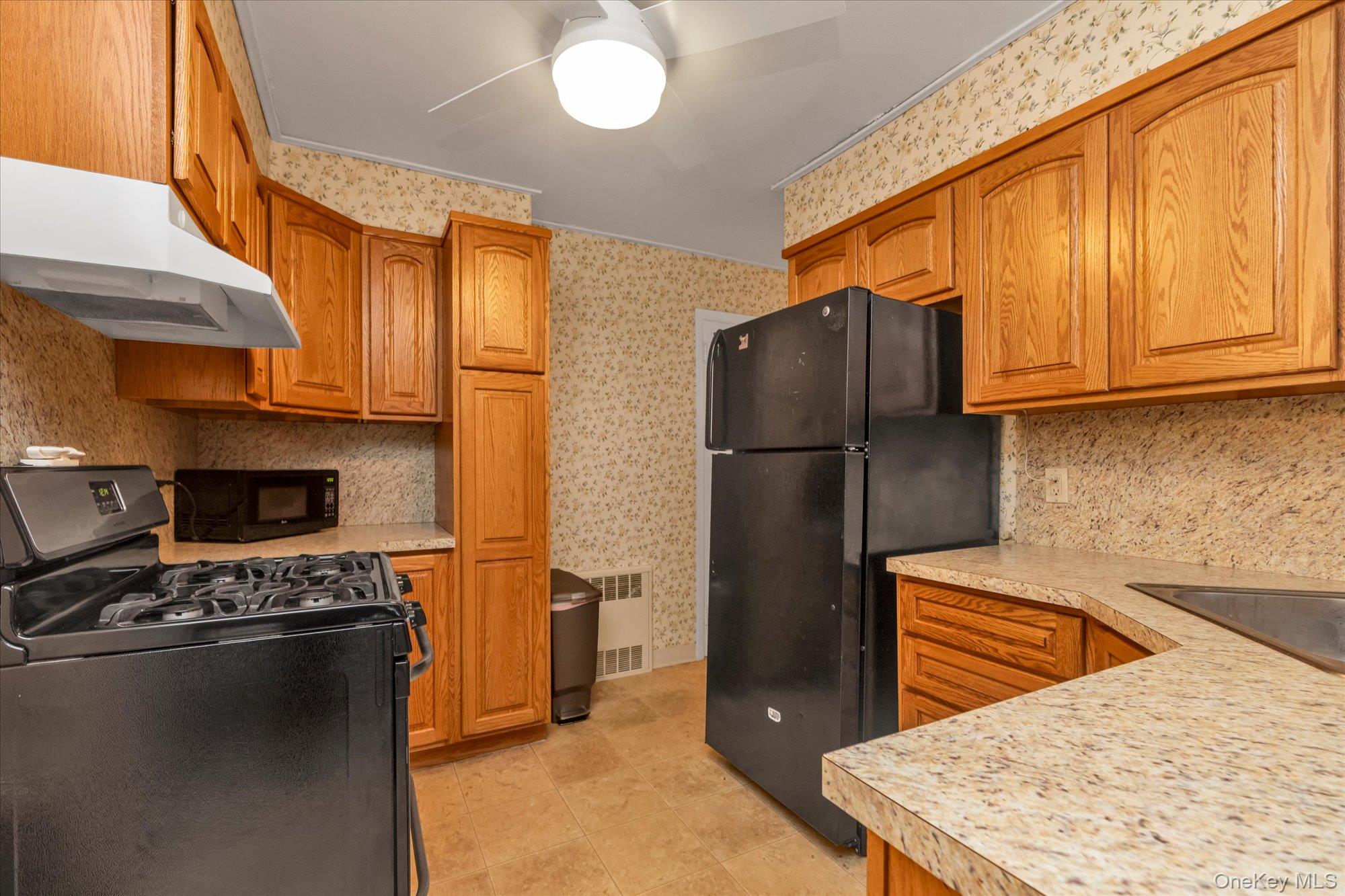69 Virginia Street Property Photo 8
