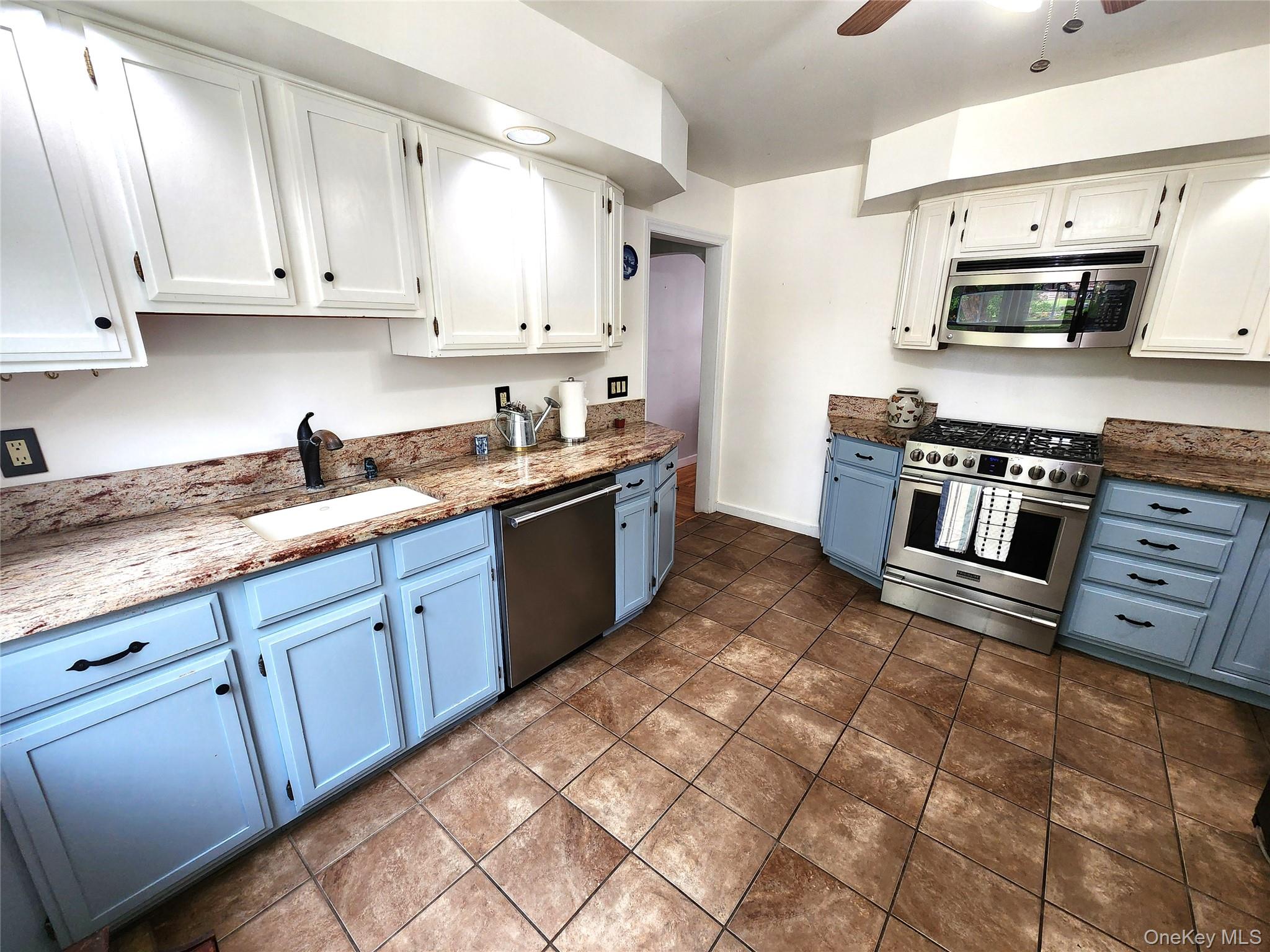 715 Lucas Avenue Extension Property Photo 8