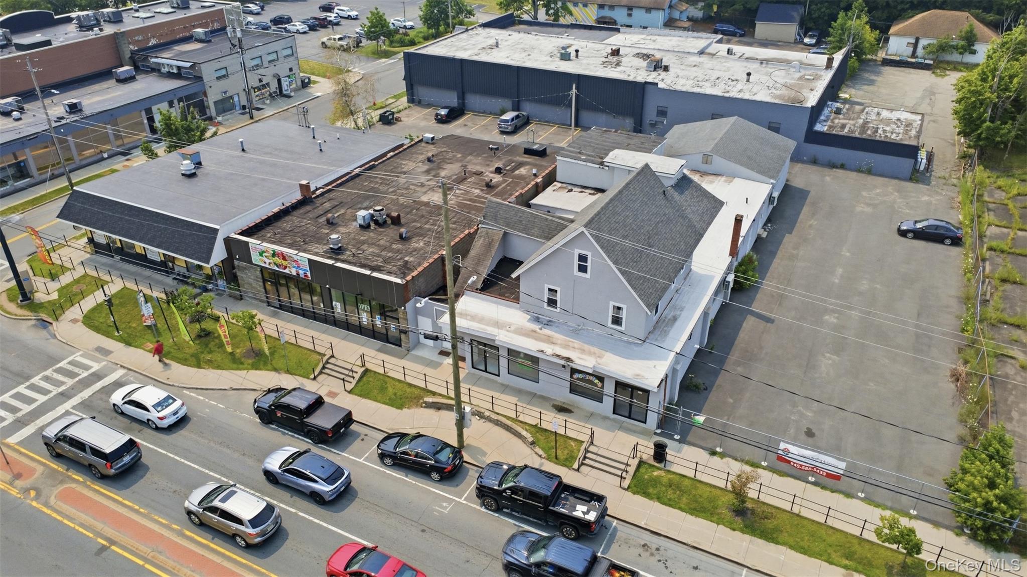 493 Broadway Property Photo 4