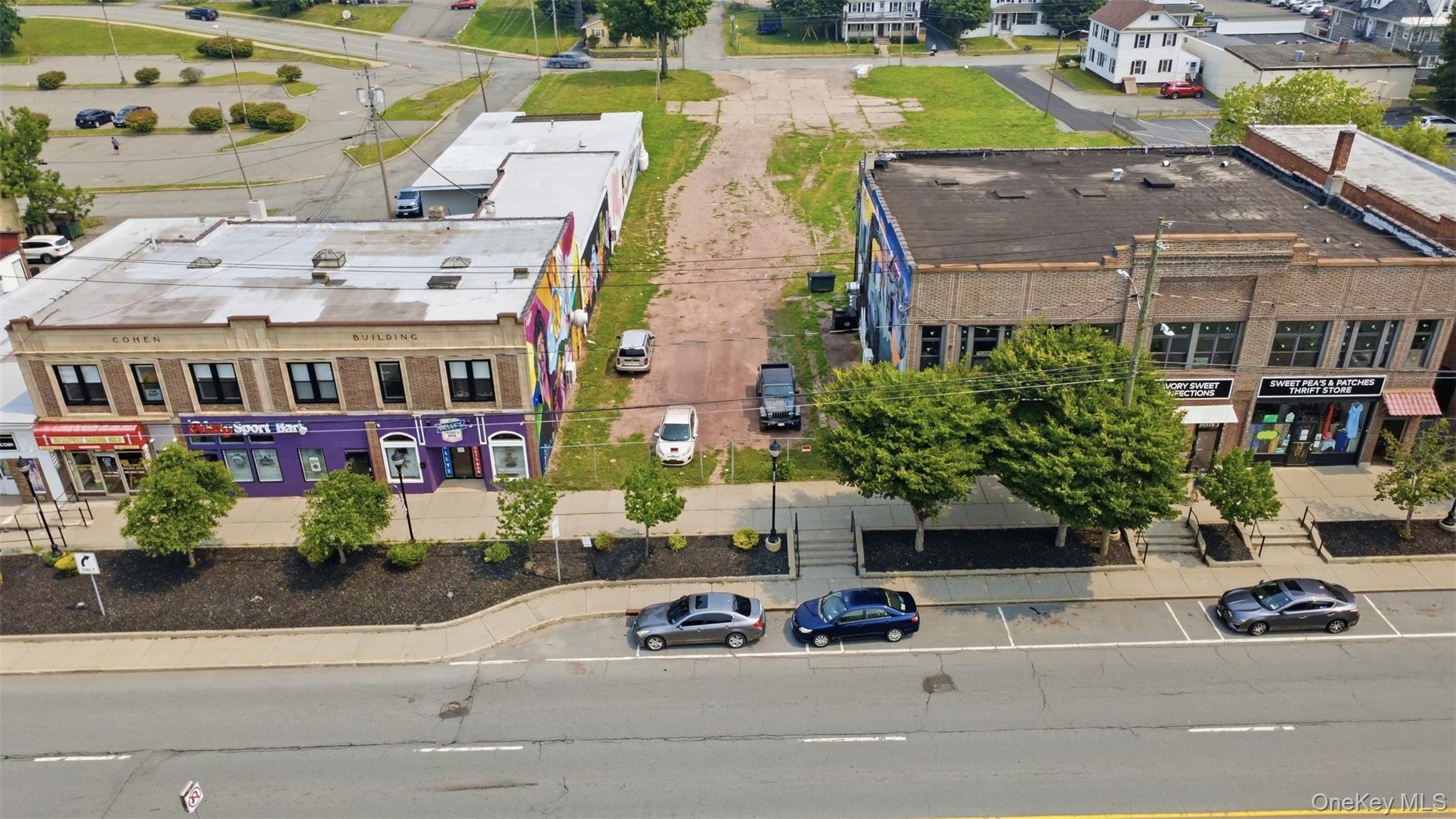 456 Broadway Property Photo 7