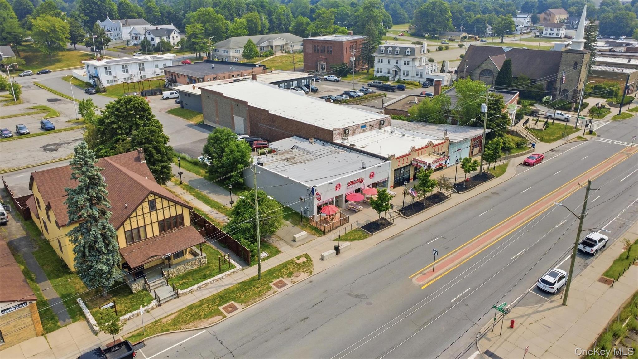 456 Broadway Property Photo 12