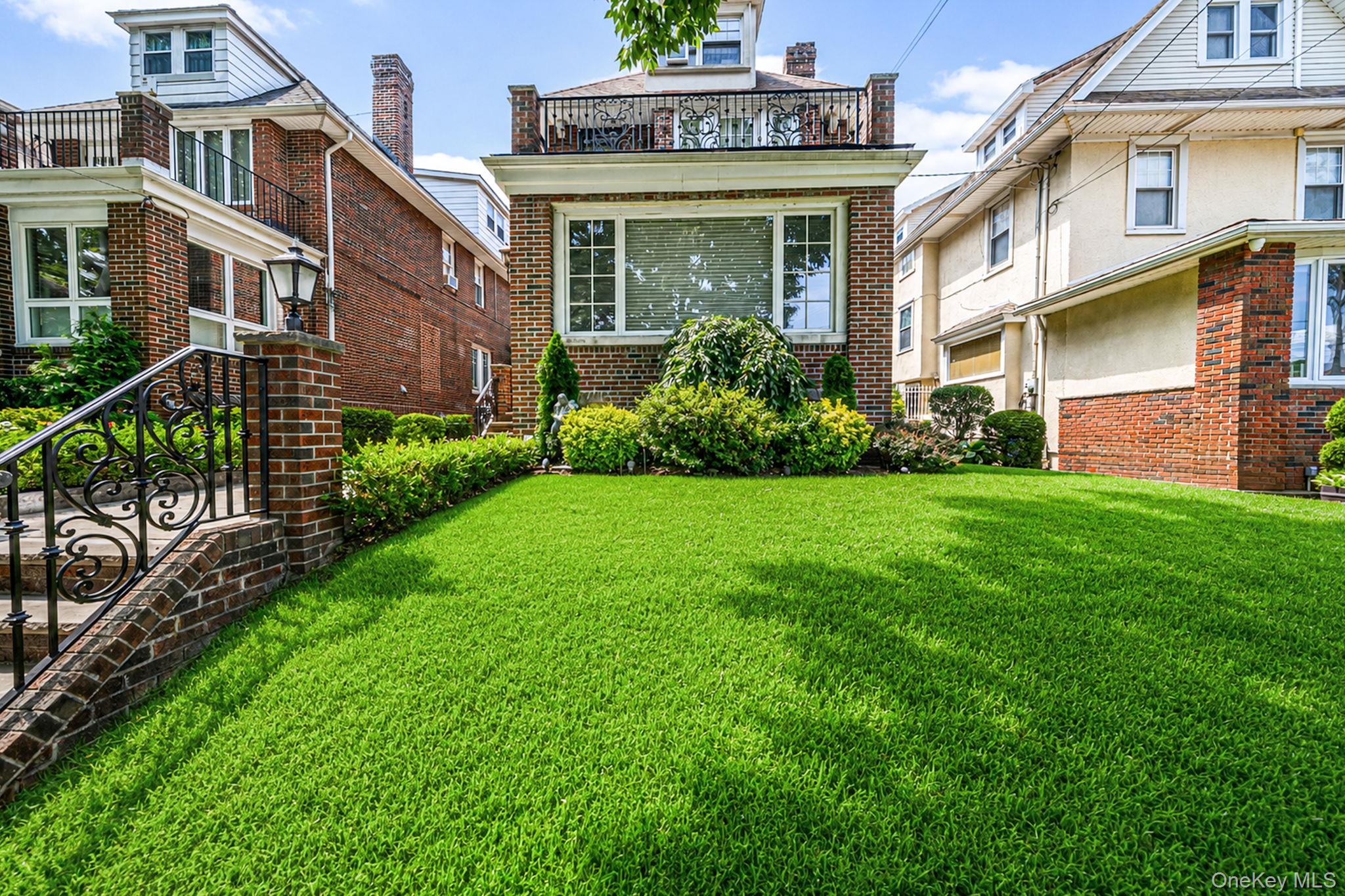 58 85th Street Property Photo 3