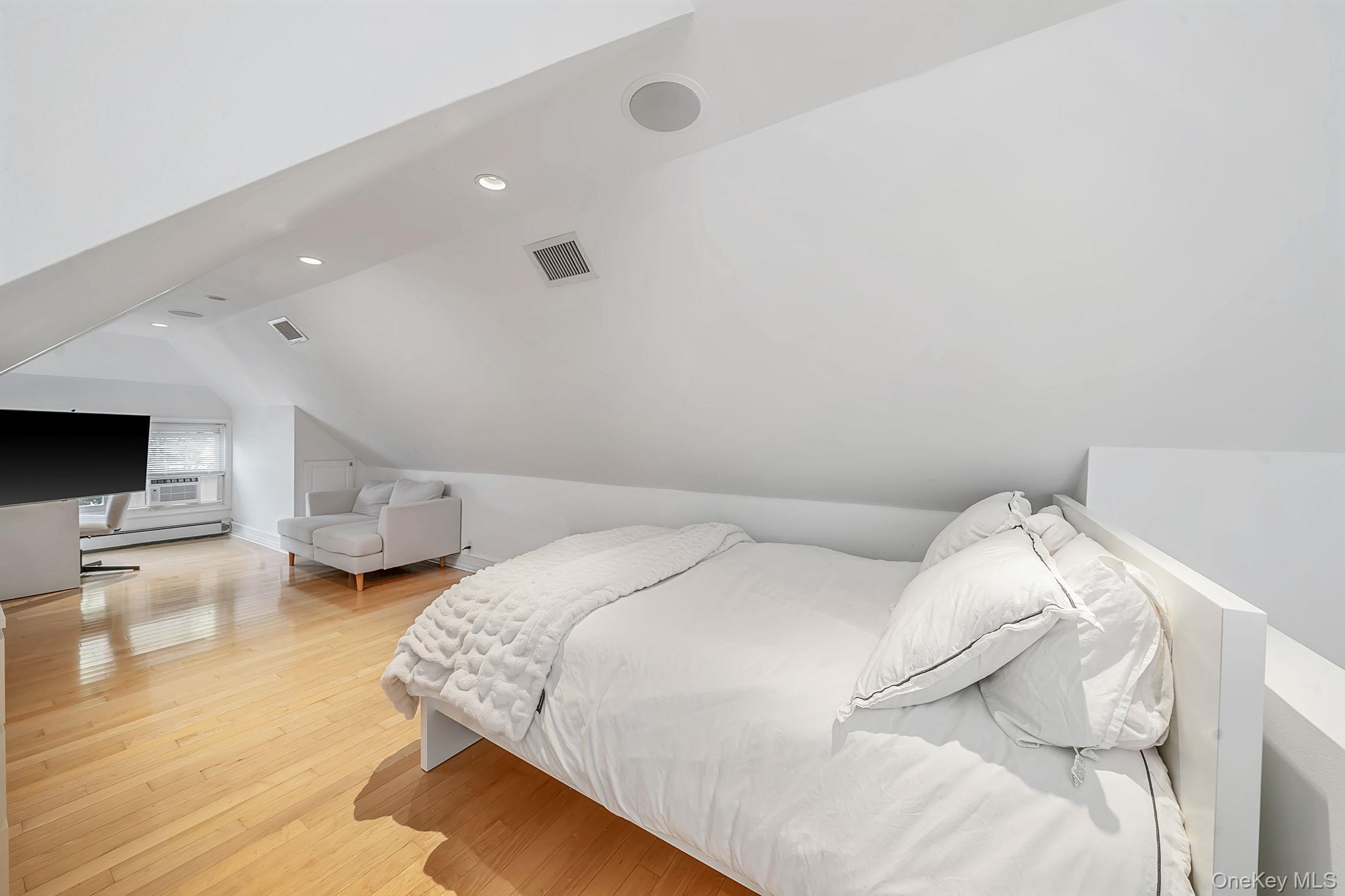 58 85th Street Property Photo 19
