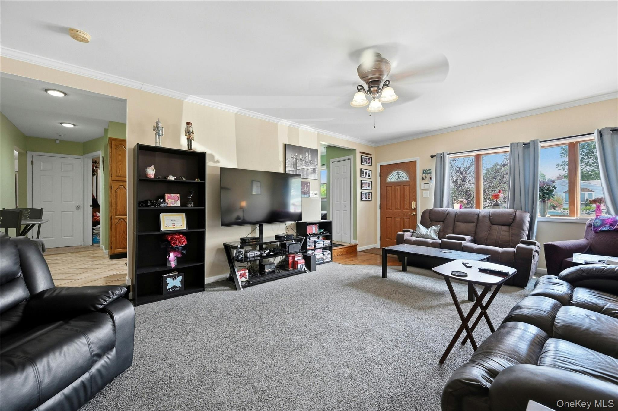 74 Tree Road Property Photo 7