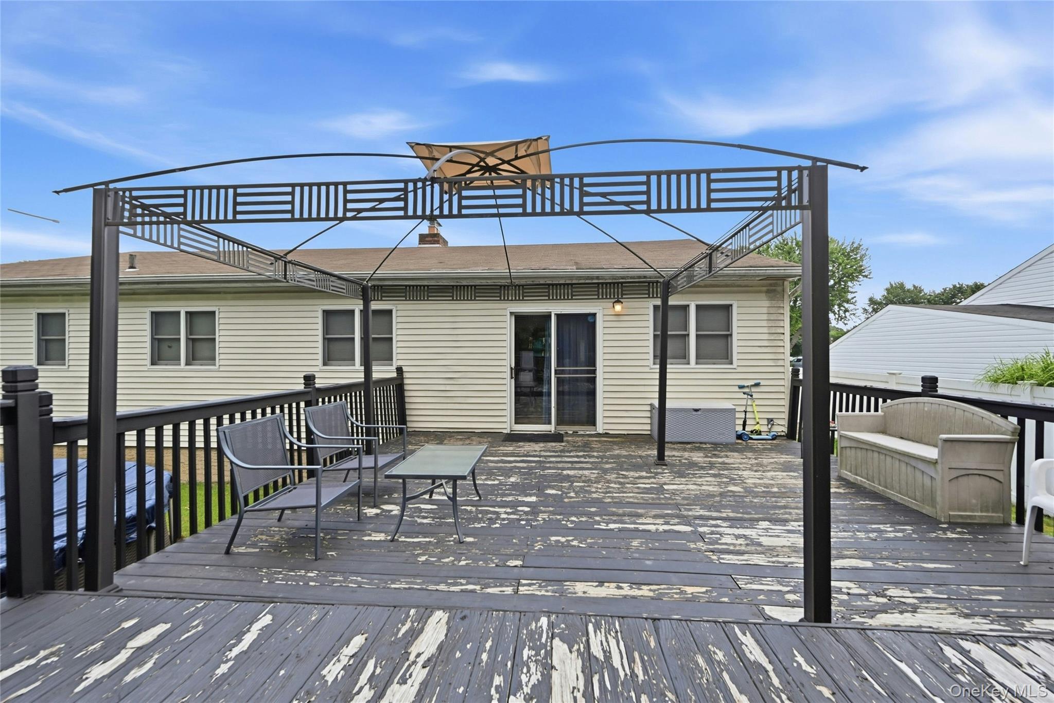 74 Tree Road Property Photo 24