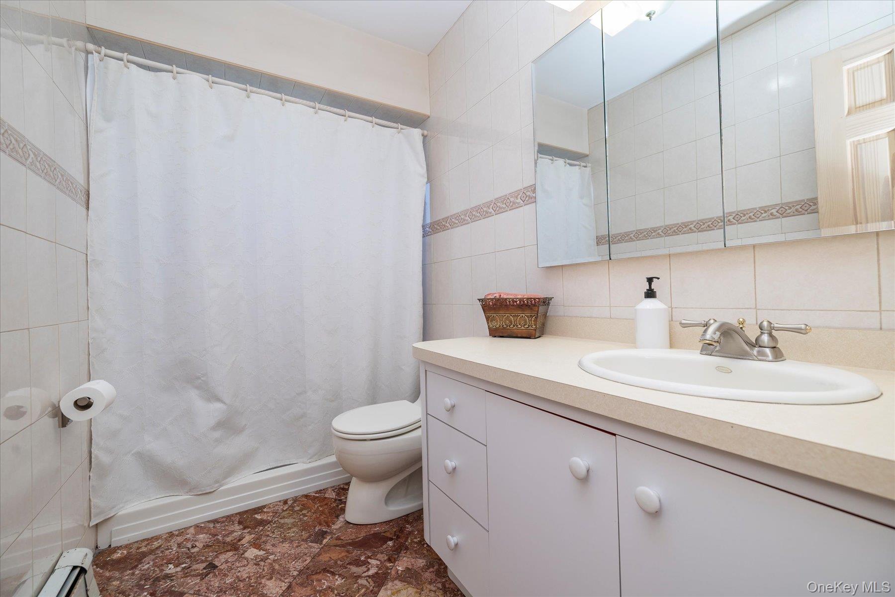 119 Caroline Avenue Property Photo 25