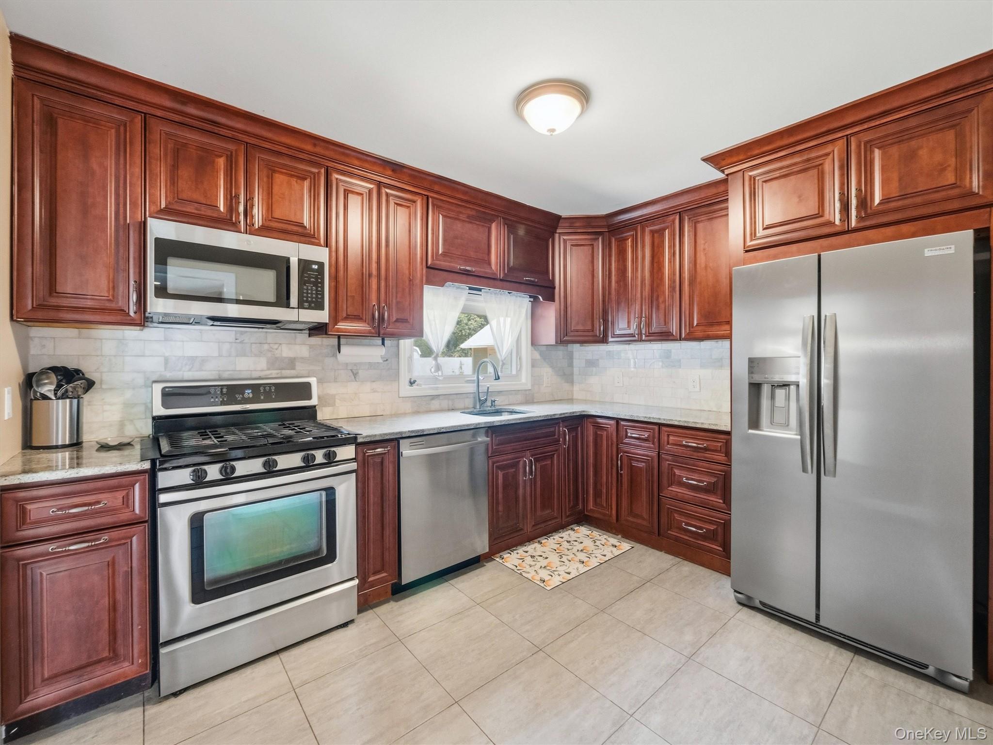 15 Summit Avenue Property Photo 7