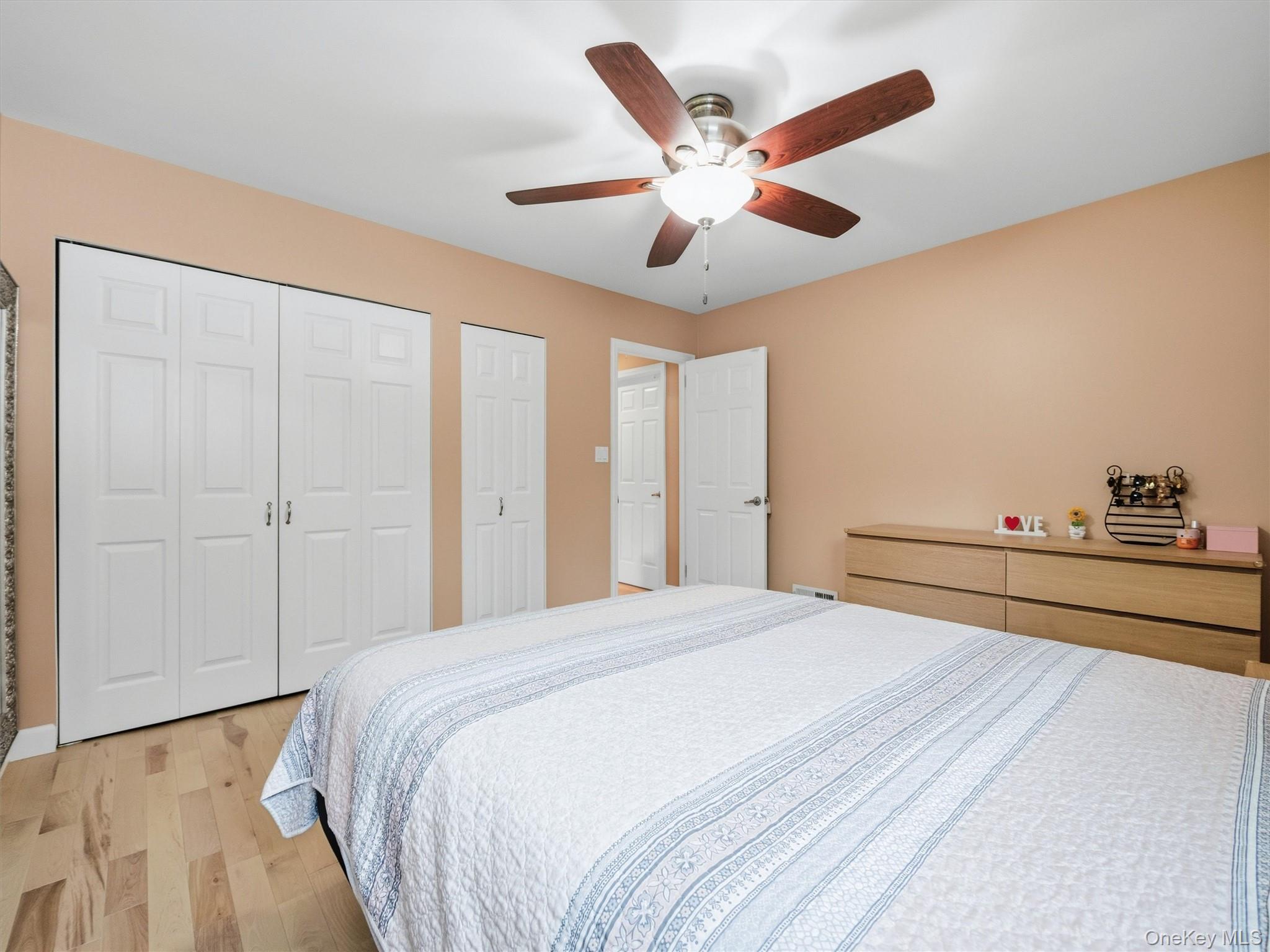 15 Summit Avenue Property Photo 11