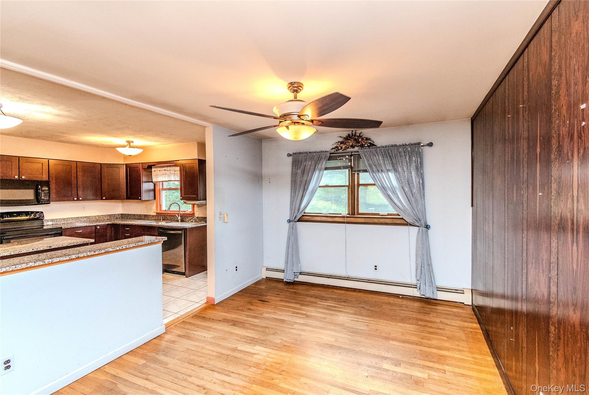 6 Bates Circle Property Photo 15