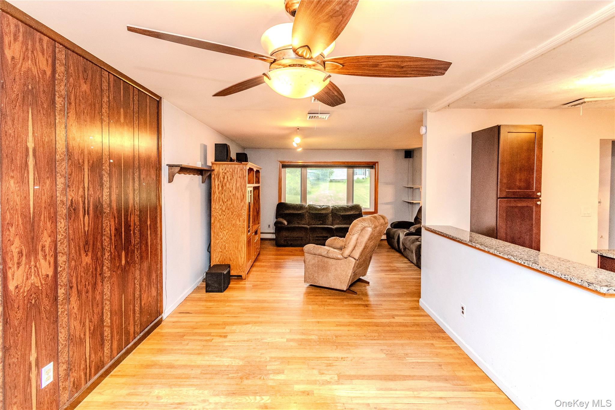 6 Bates Circle Property Photo 18