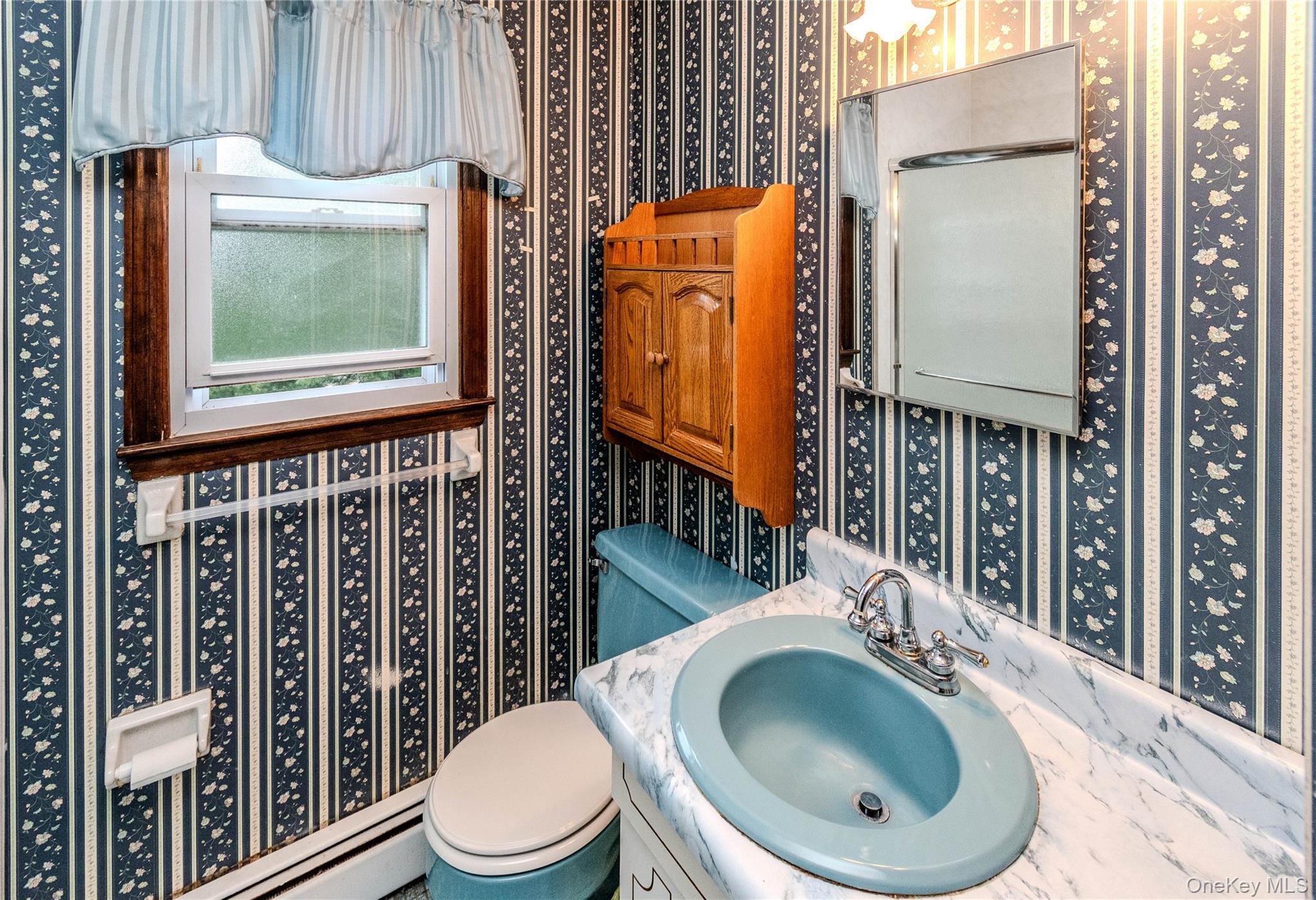 6 Bates Circle Property Photo 28