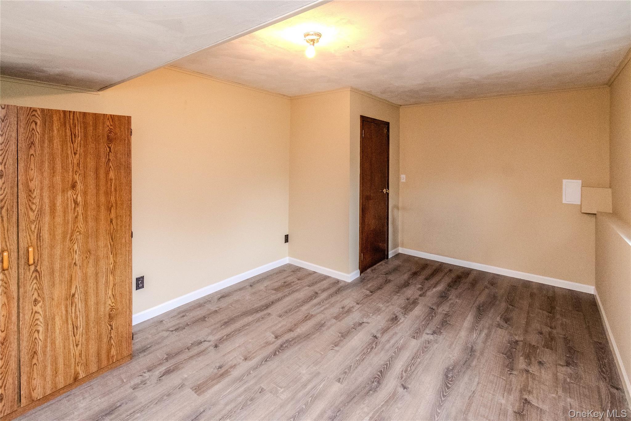 6 Bates Circle Property Photo 41