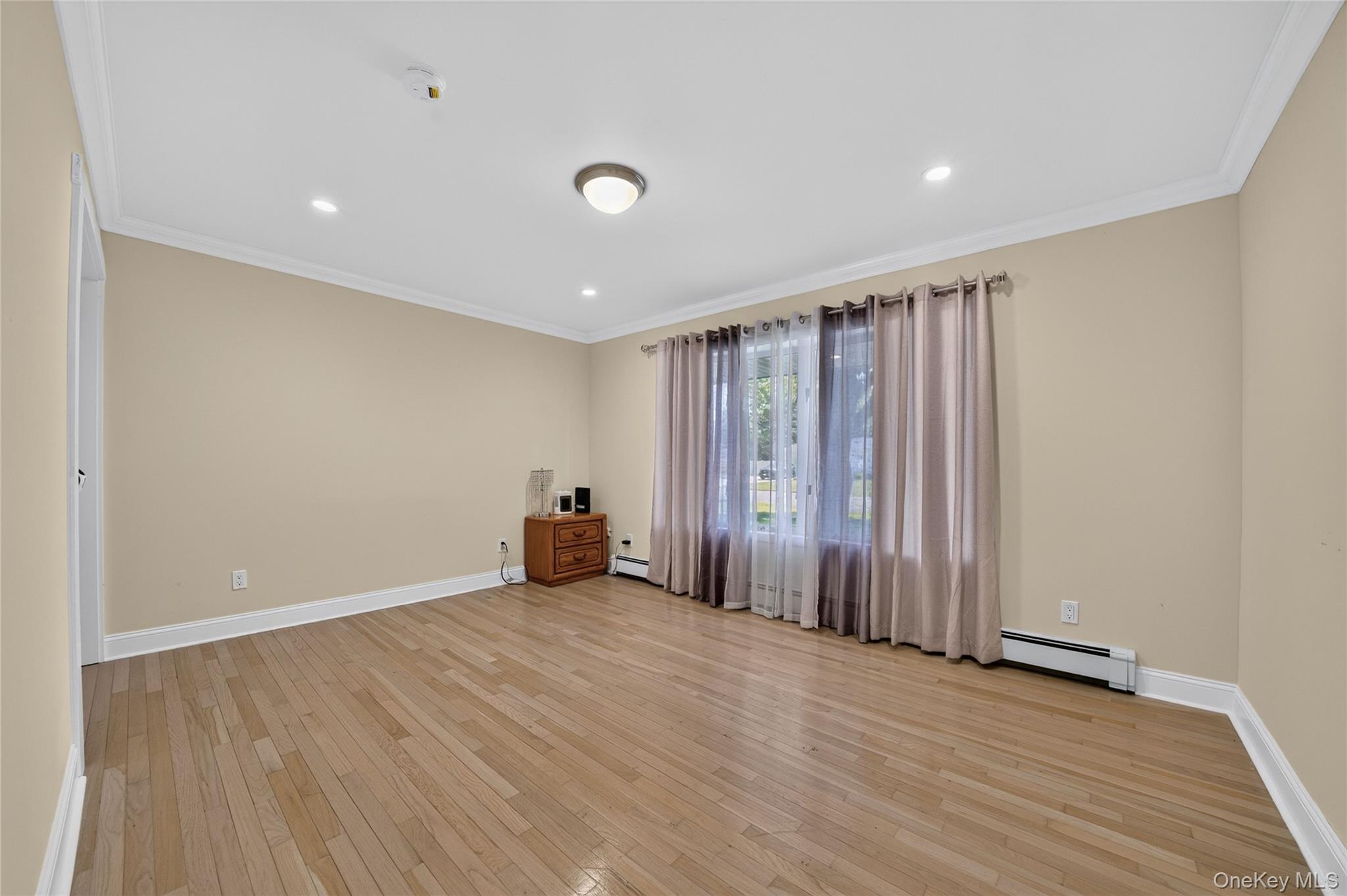 208 Newburgh Avenue Property Photo 7
