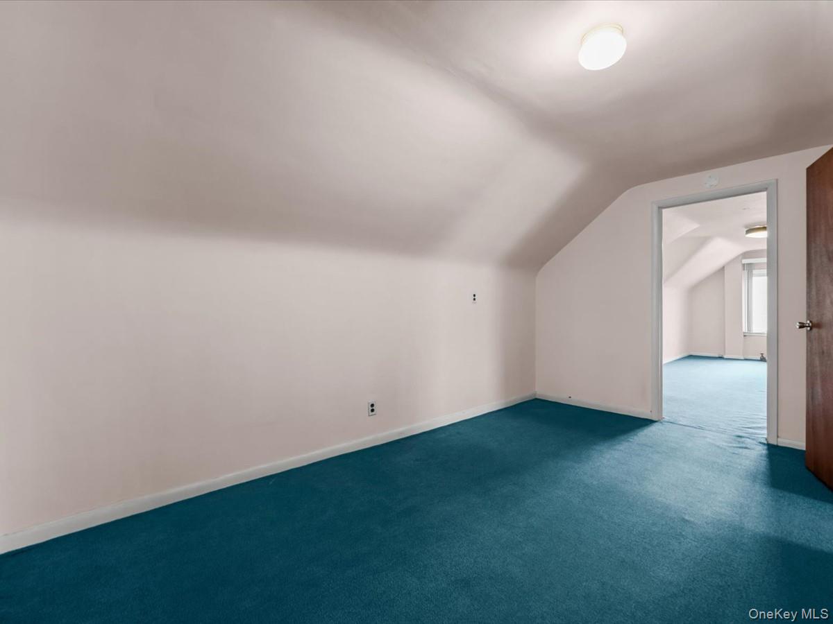 8026 217th Street Property Photo 24