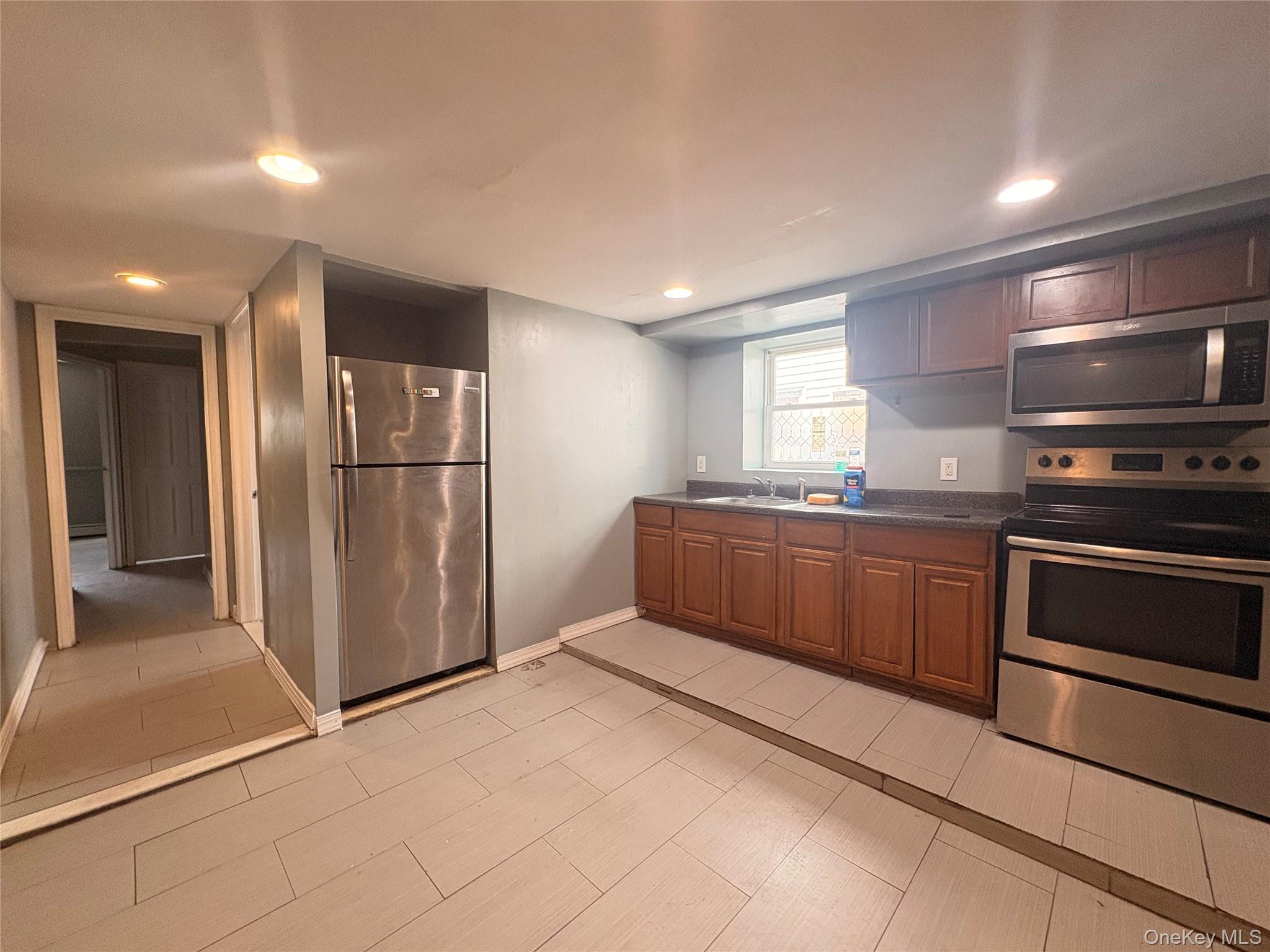 6947 De Costa Avenue Property Photo 2