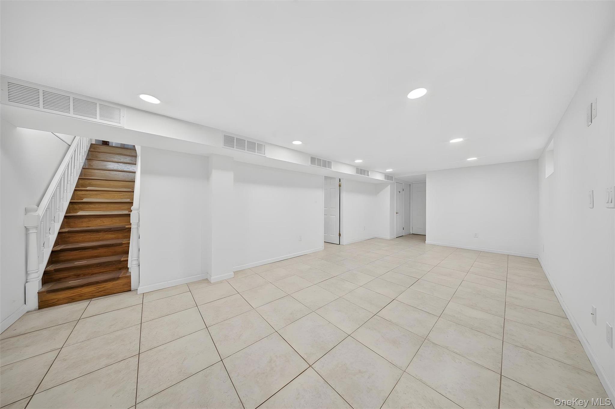 218-21 Stewart Road Property Photo 14