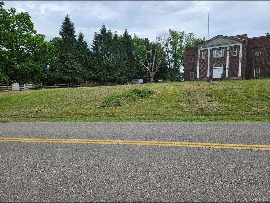 4672 S Creek Property Photo 5