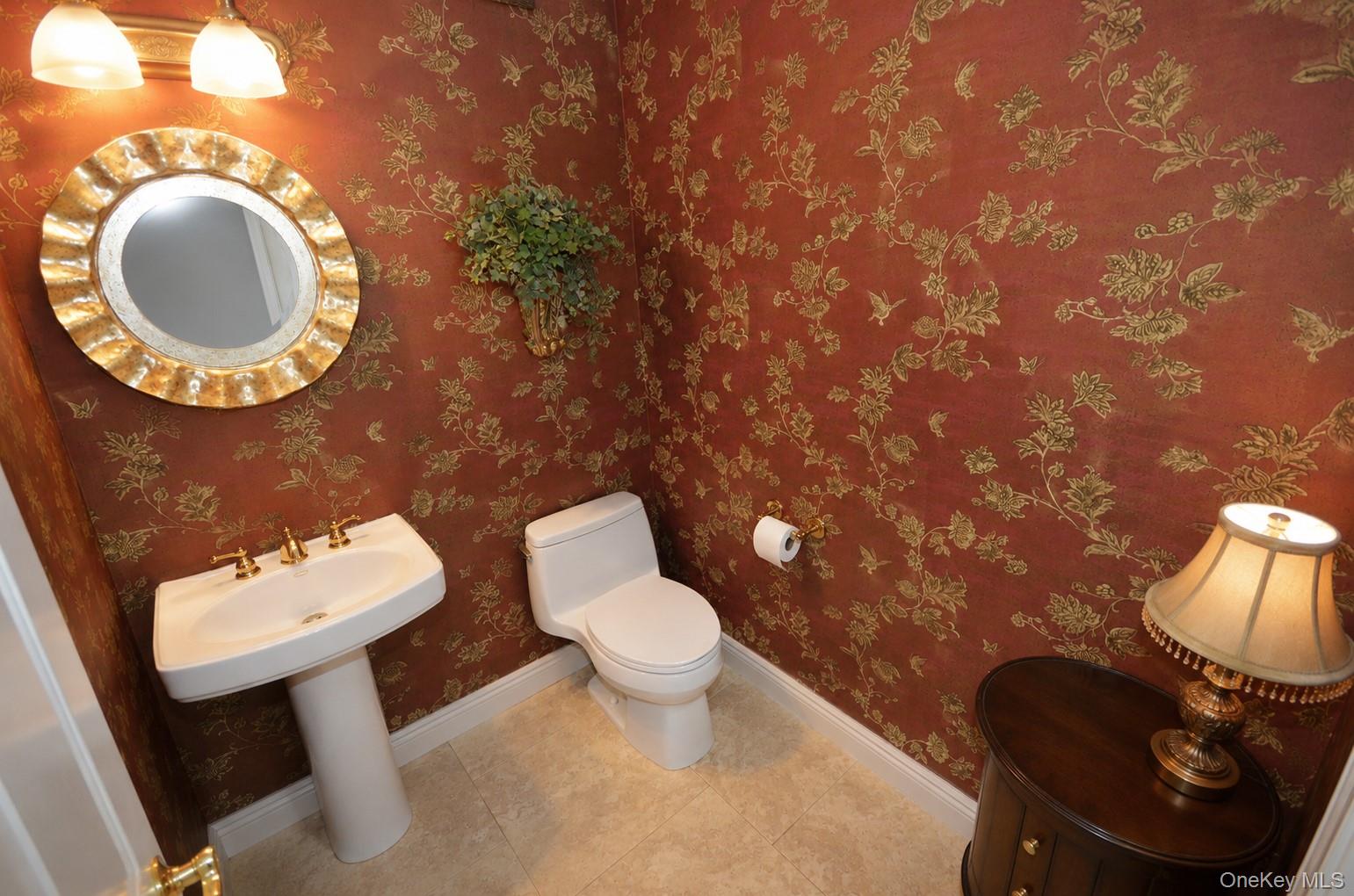 727 Balfour Place Property Photo 11
