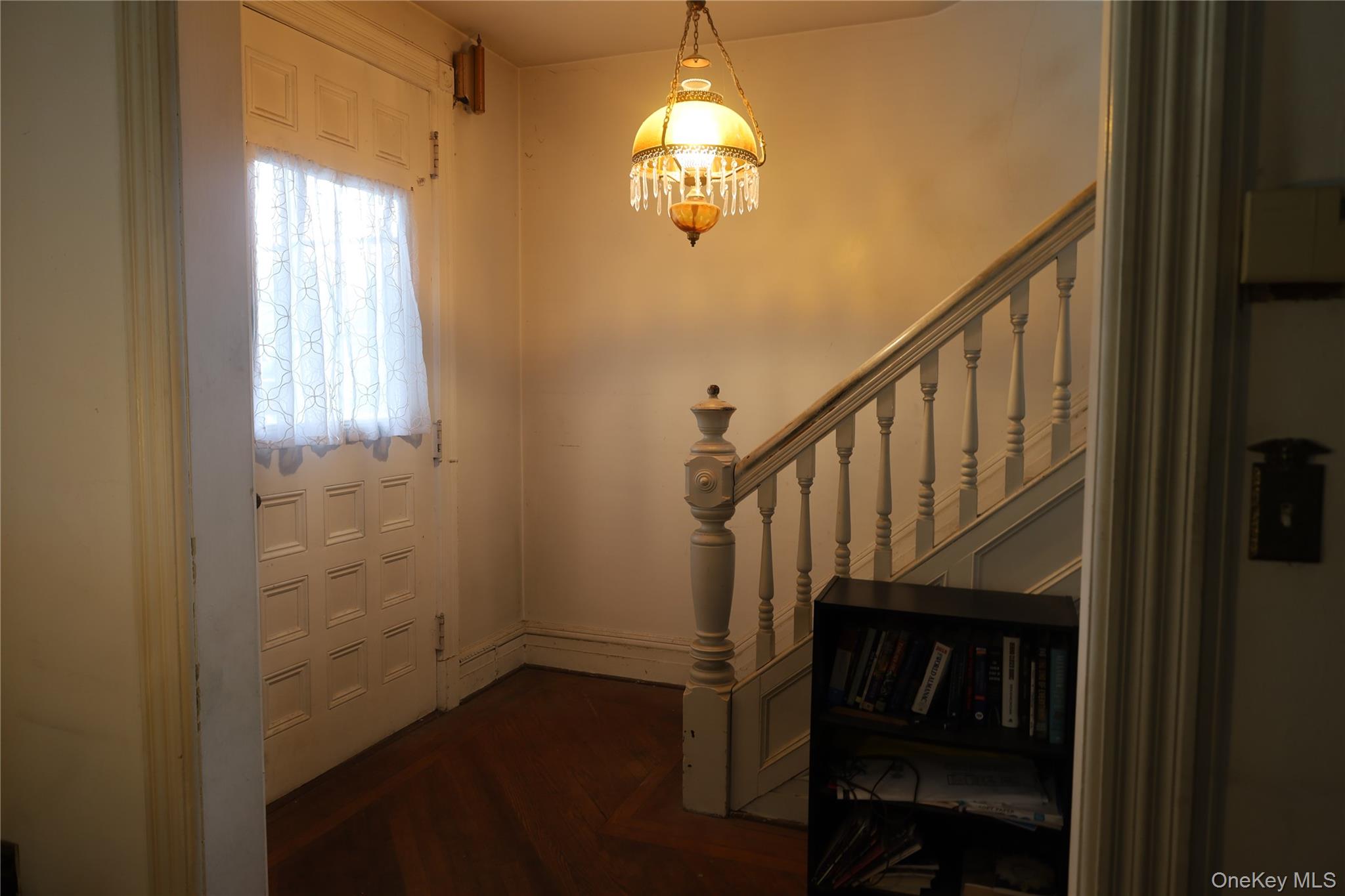 32 Ferris Place Property Photo 12